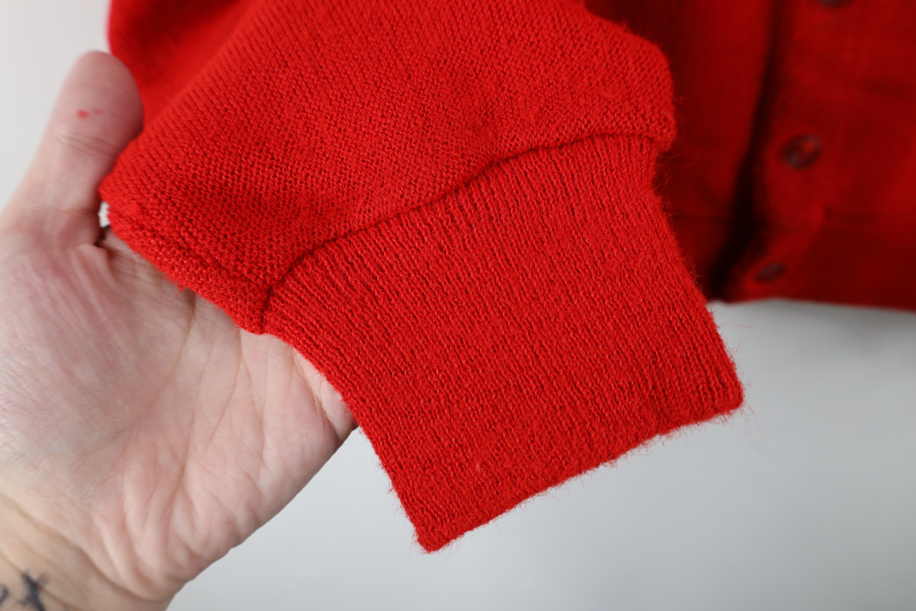 Vintage Vintage 60s Streetwear Turtle Logo Knit Cardigan Sweater USA Size US L / EU 52-54 / 3 - 9 Thumbnail