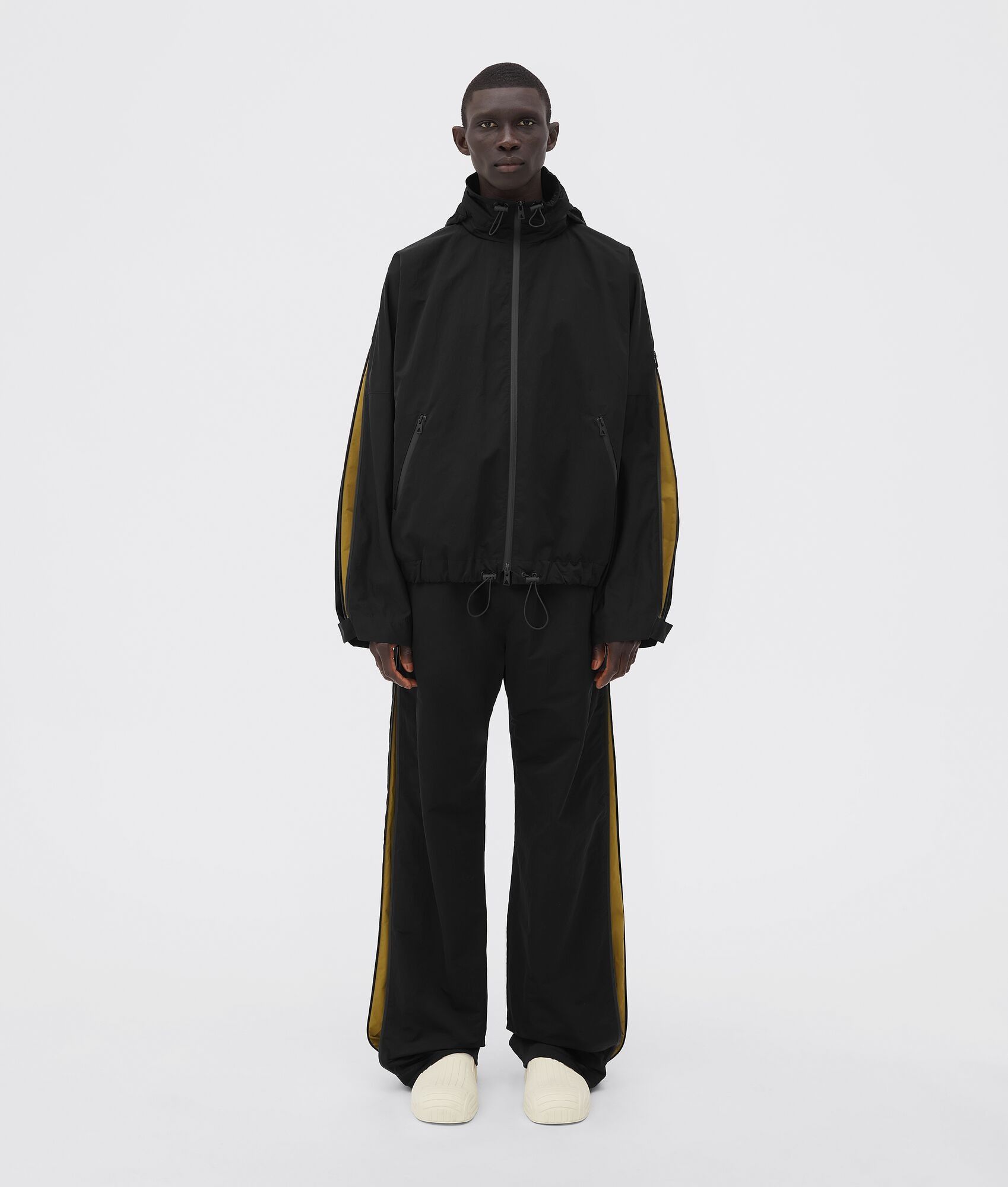 Bottega Veneta o1n1vont1224 Trousers in Black Size US 32 / EU 48 - 4 Thumbnail