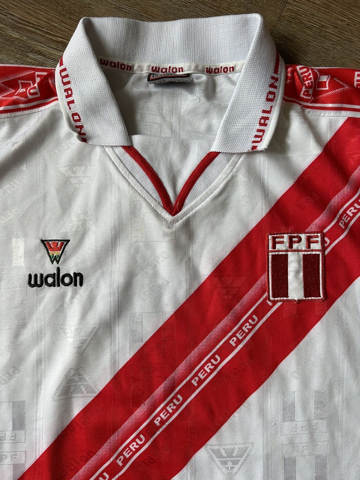 Vintage Vintage 1999/2000 Walon Peru National Team #7 Jersey Size US L / EU 52-54 / 3 - 4 Thumbnail