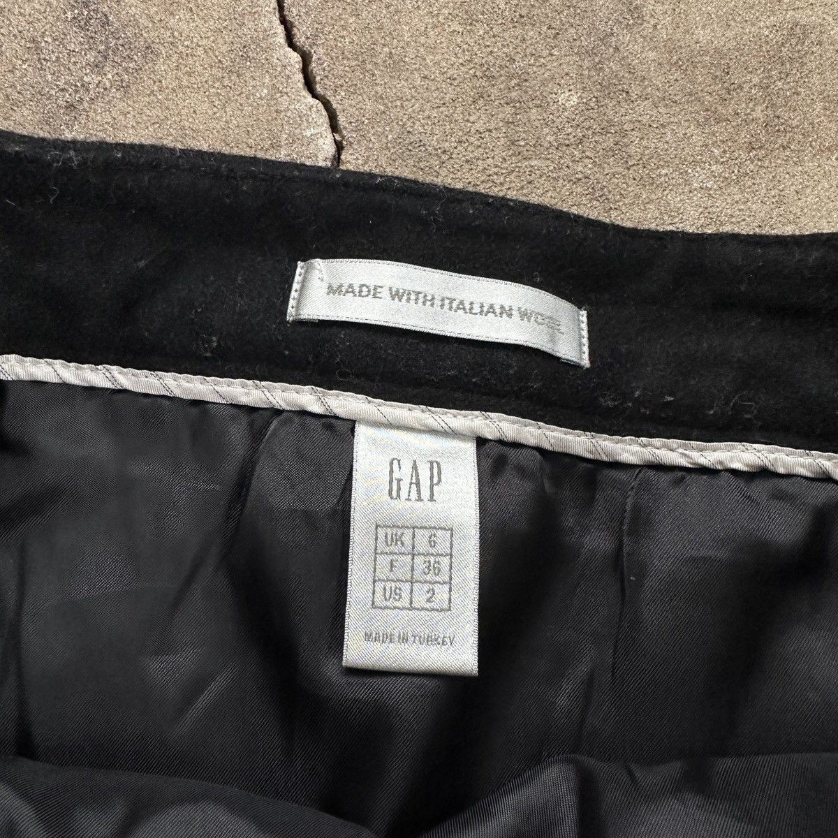 Gap Gap Italian Wool Mini Skirt Size 25" / US 0 / IT 36 - 4 Thumbnail