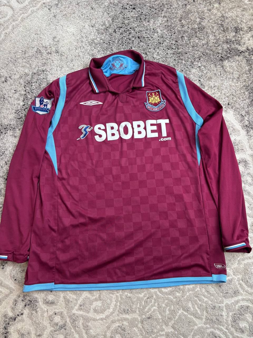 Umbro Vintage West Ham United 2009 Umbro Jersey - Tomkins #30 Size US L / EU 52-54 / 3 - 12 Thumbnail