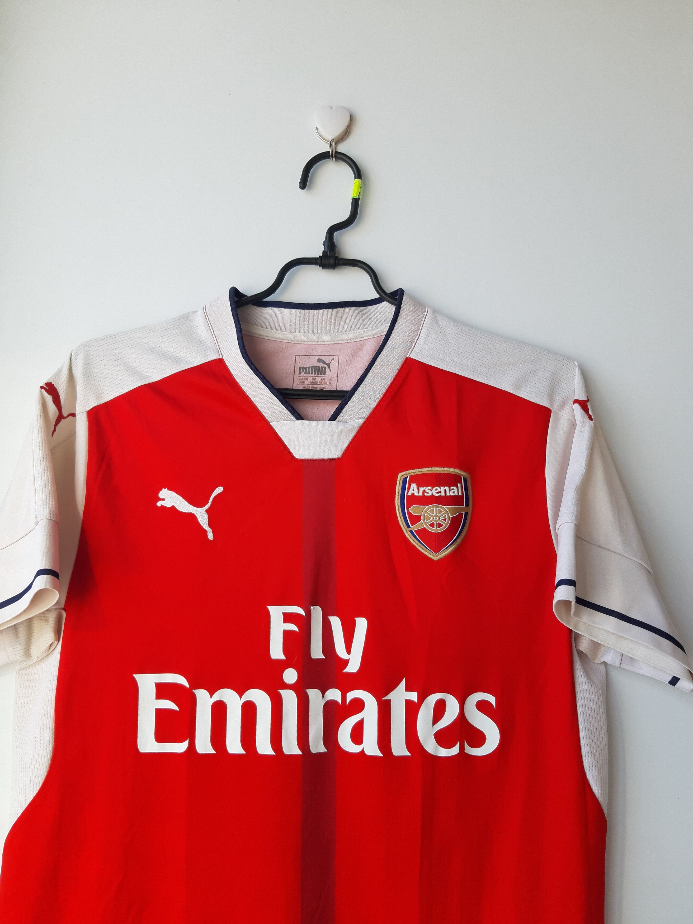 Puma 2016-17 Arsenal Puma Home Shirt Size US M / EU 48-50 / 2 - 2 Thumbnail