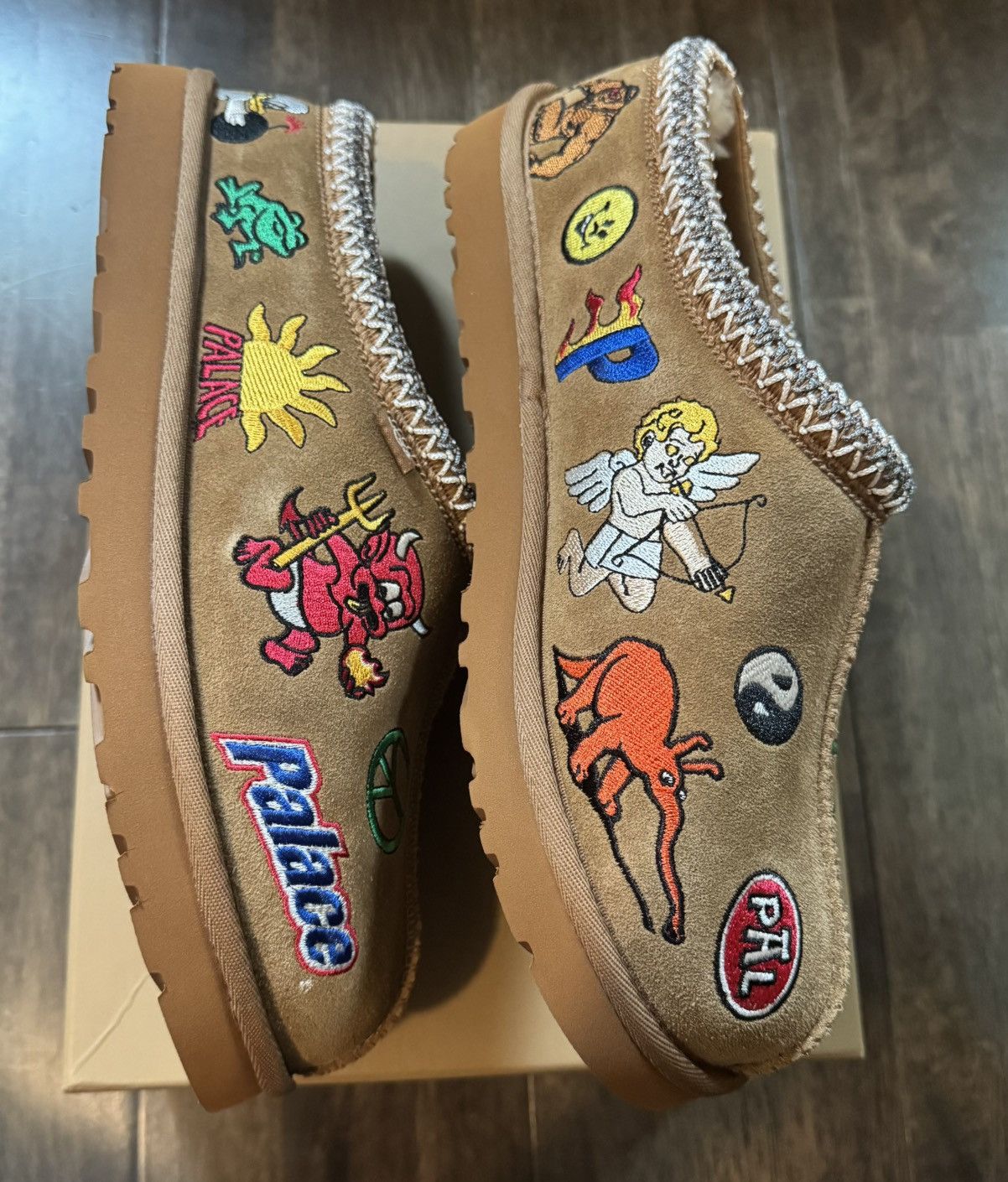 Palace × Ugg Palace x Ugg Tasman Slipper size 9 Size US 9 / EU 42 - 3 Thumbnail