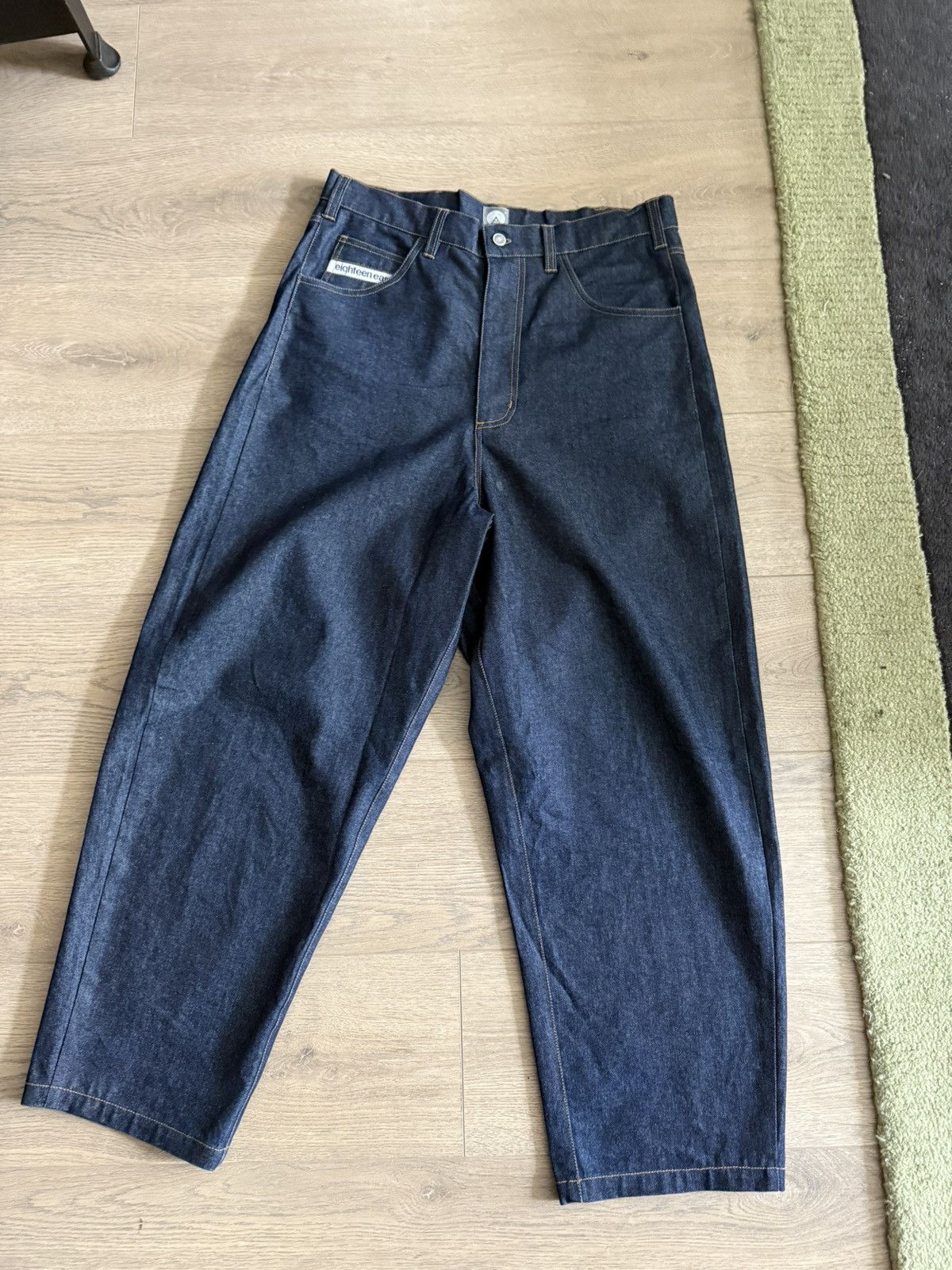 18 East 18 East Rigid Baggy Denim Size US 33 - 2 Thumbnail