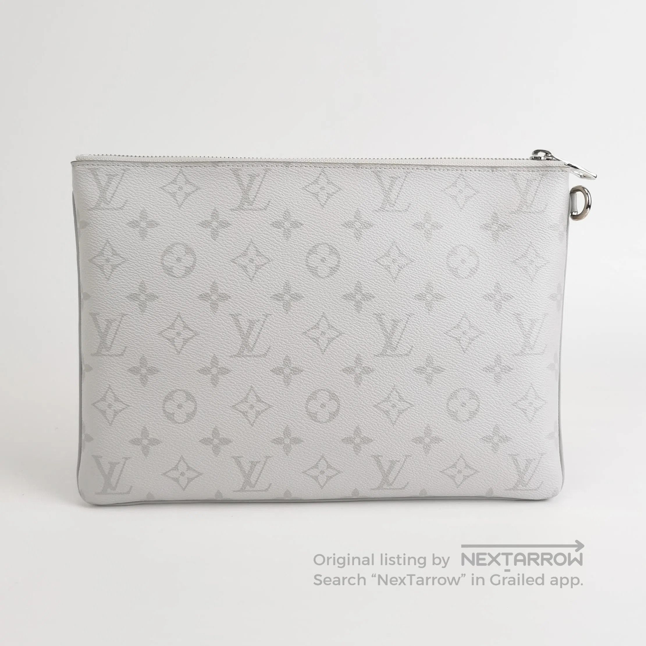 Louis Vuitton Louis Vuitton Pochette Voyage Gray Monogram Clutch. Size ONE SIZE - 3 Thumbnail