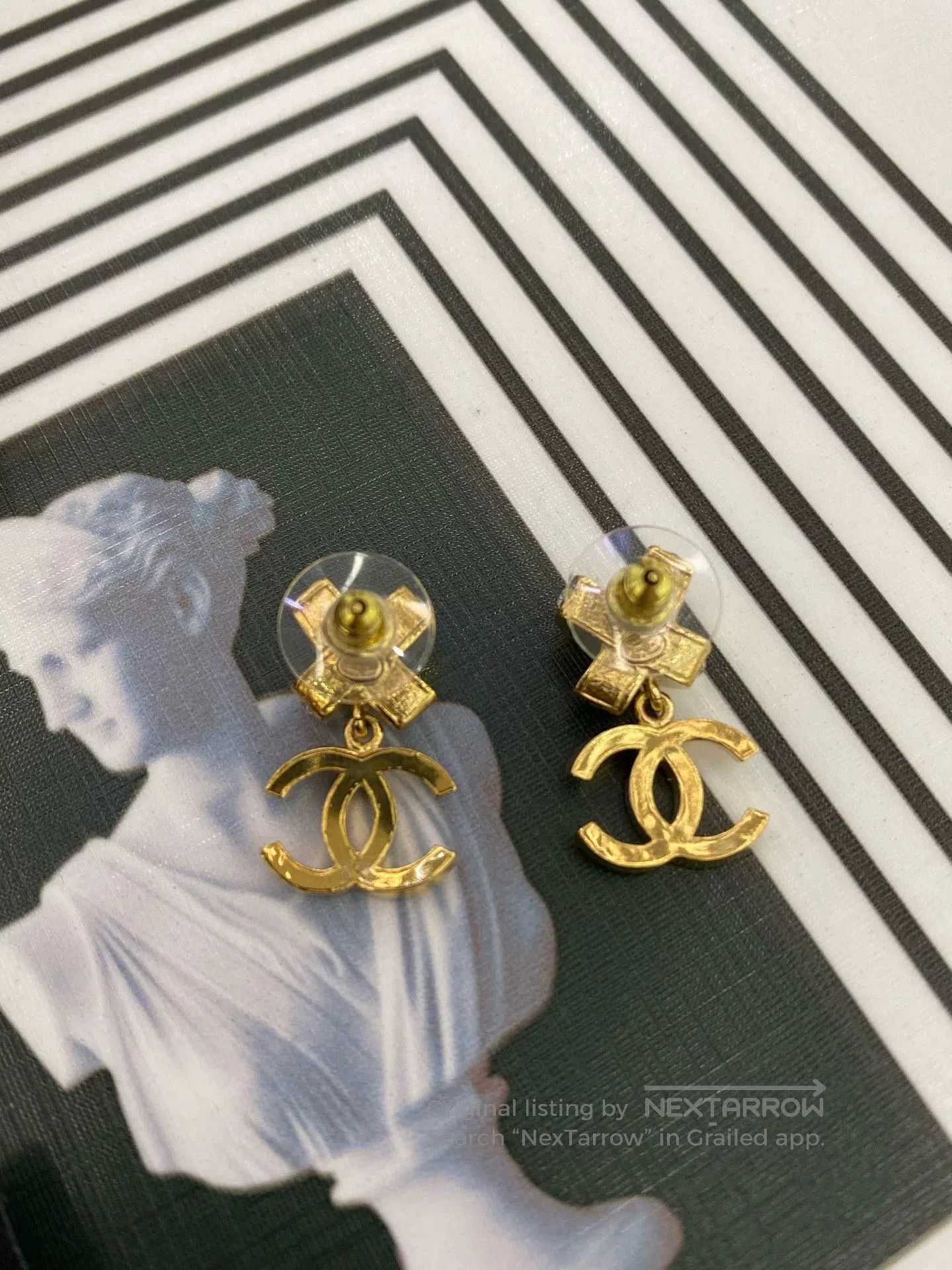 Chanel CHANEL 23P Gold Cross Crystal Double C Drop Earrings. Size ONE SIZE - 4 Thumbnail