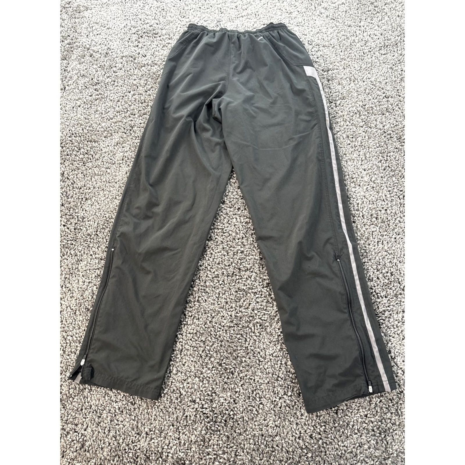 Nike VINTAGE Nike Track Pants Mens Small Gray Striped Track Ankle Zip Baggy Size US 29 - 6 Thumbnail