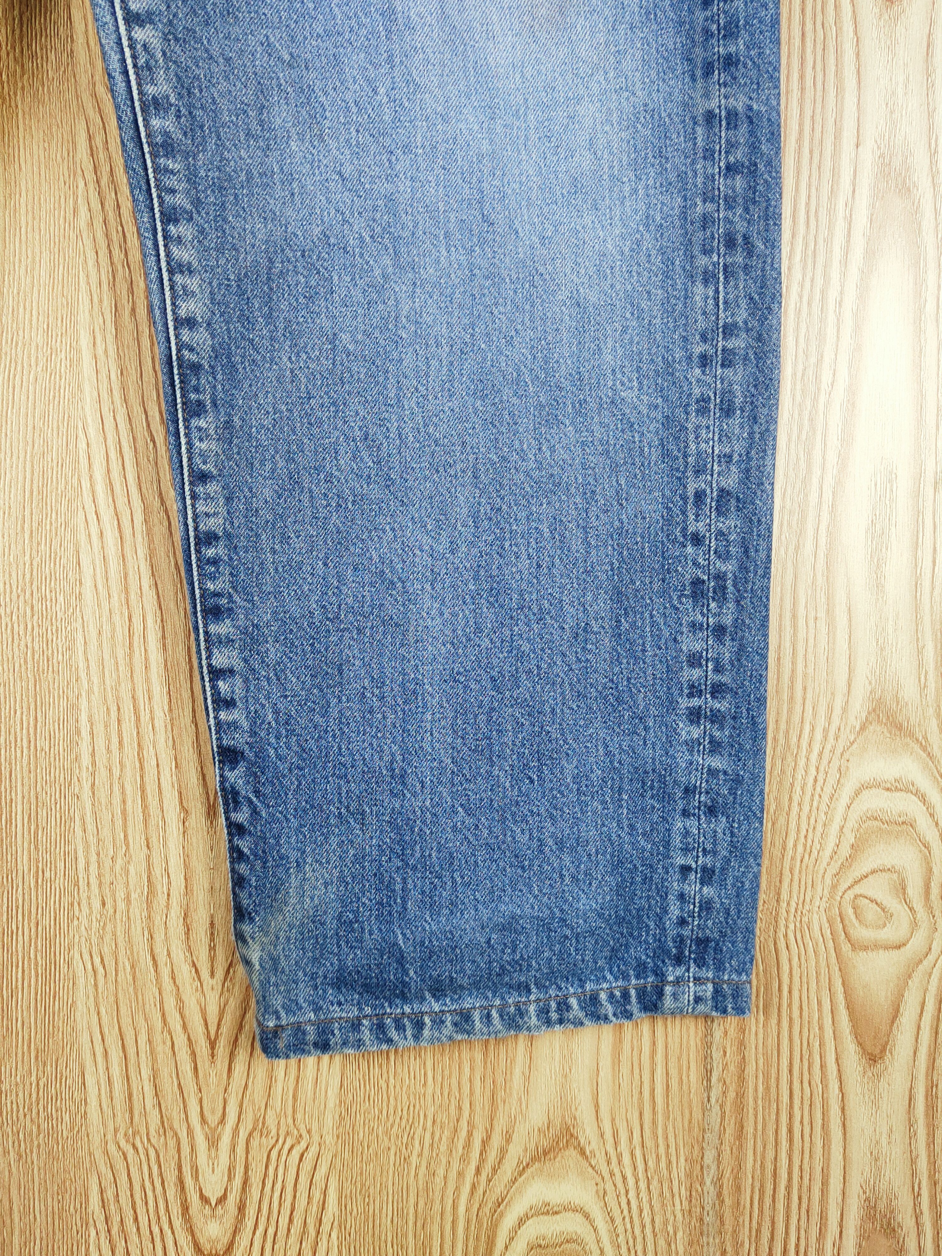 Japanese Brand Uniqlo Dark Blue Faded Distressed Ripped Jeans #S2725 Size US 36 / EU 52 - 6 Thumbnail