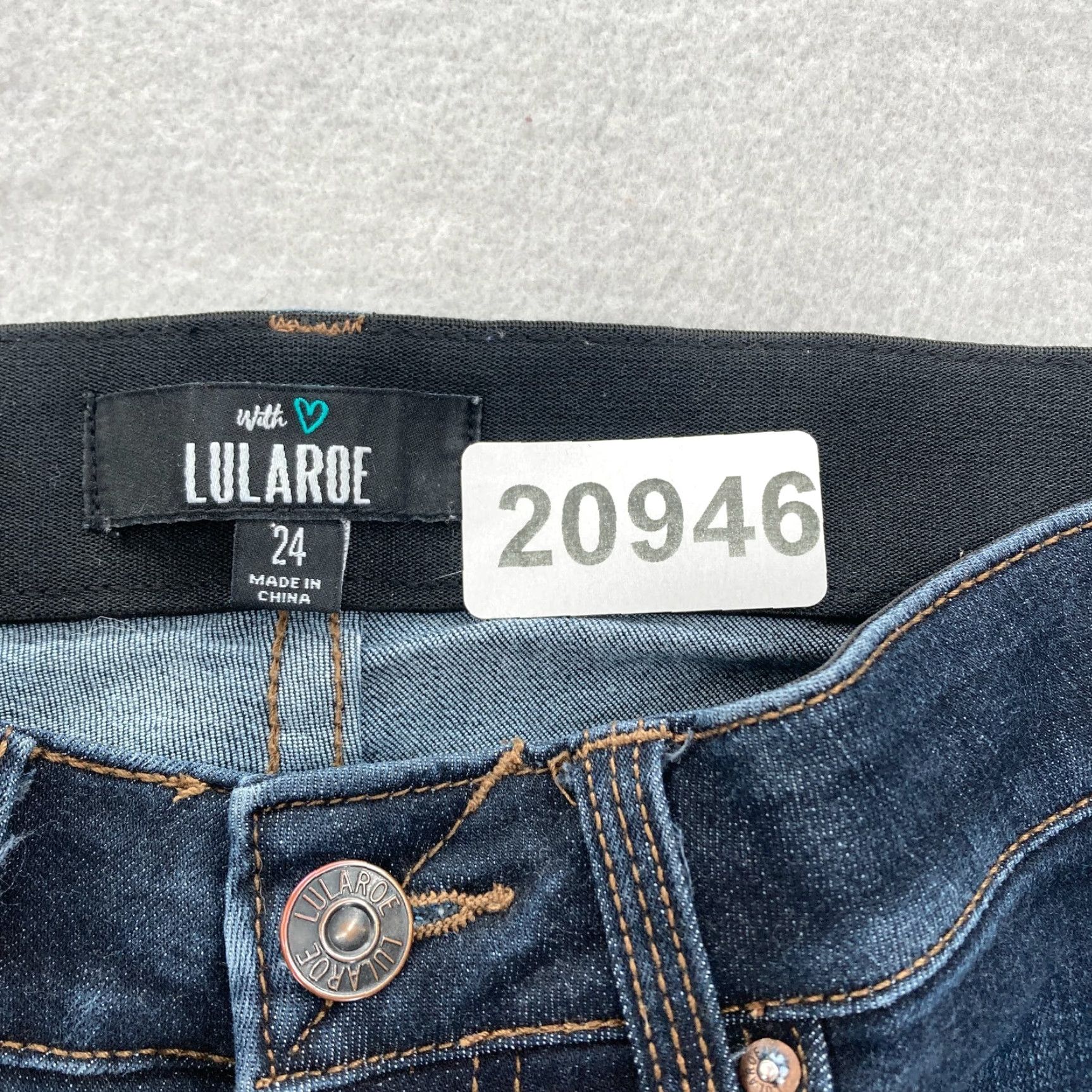 Vintage LuLaRoe With Love Jeans Women's 24 Skinny Dark Blue Stretch Denim Distressed Size 42" / US 20 - 5 Thumbnail