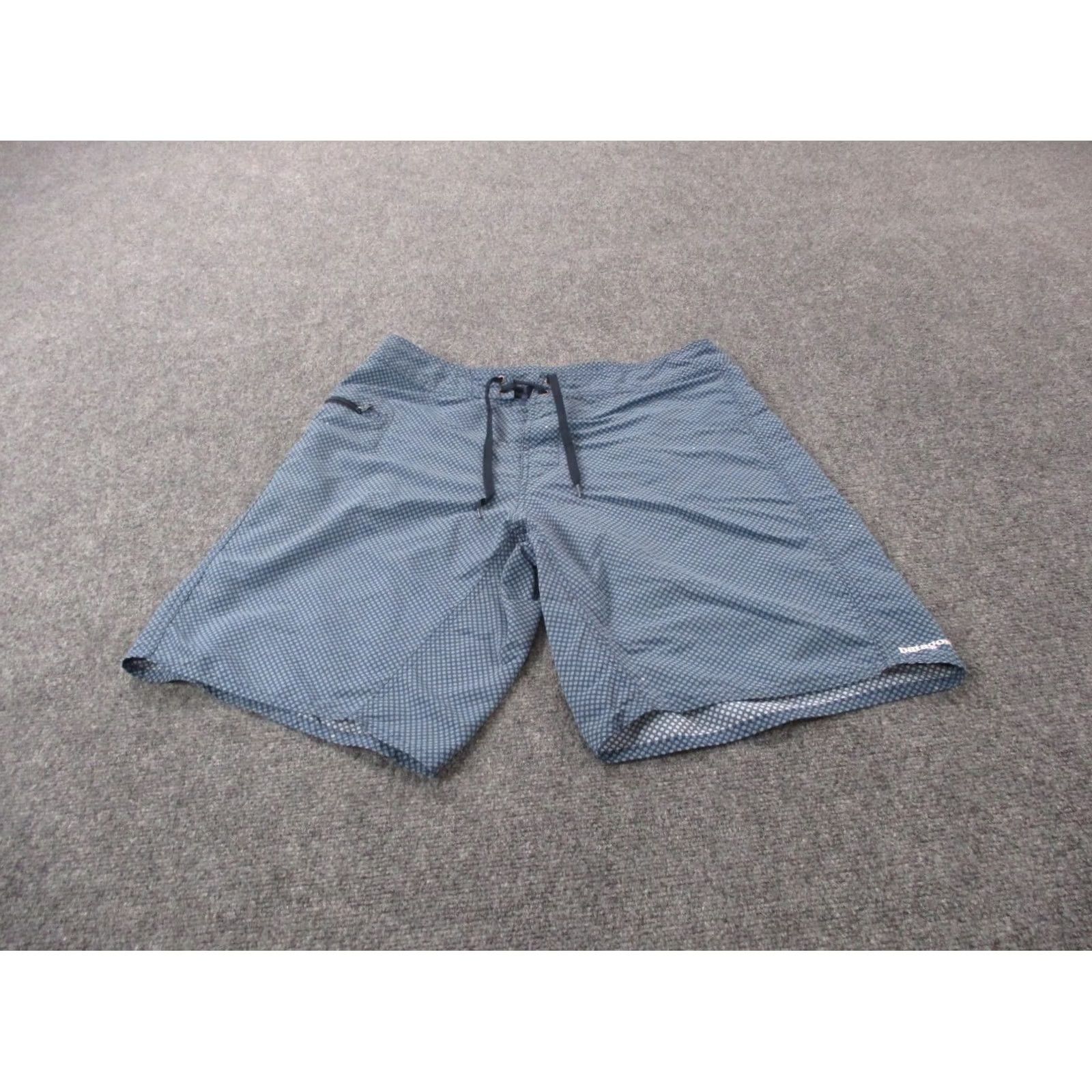 Patagonia Patagonia Board Shorts Men 33 Blue Polka Dot Nylon Unlined Swim Trunks 86556 Size US 33 - 2 Thumbnail