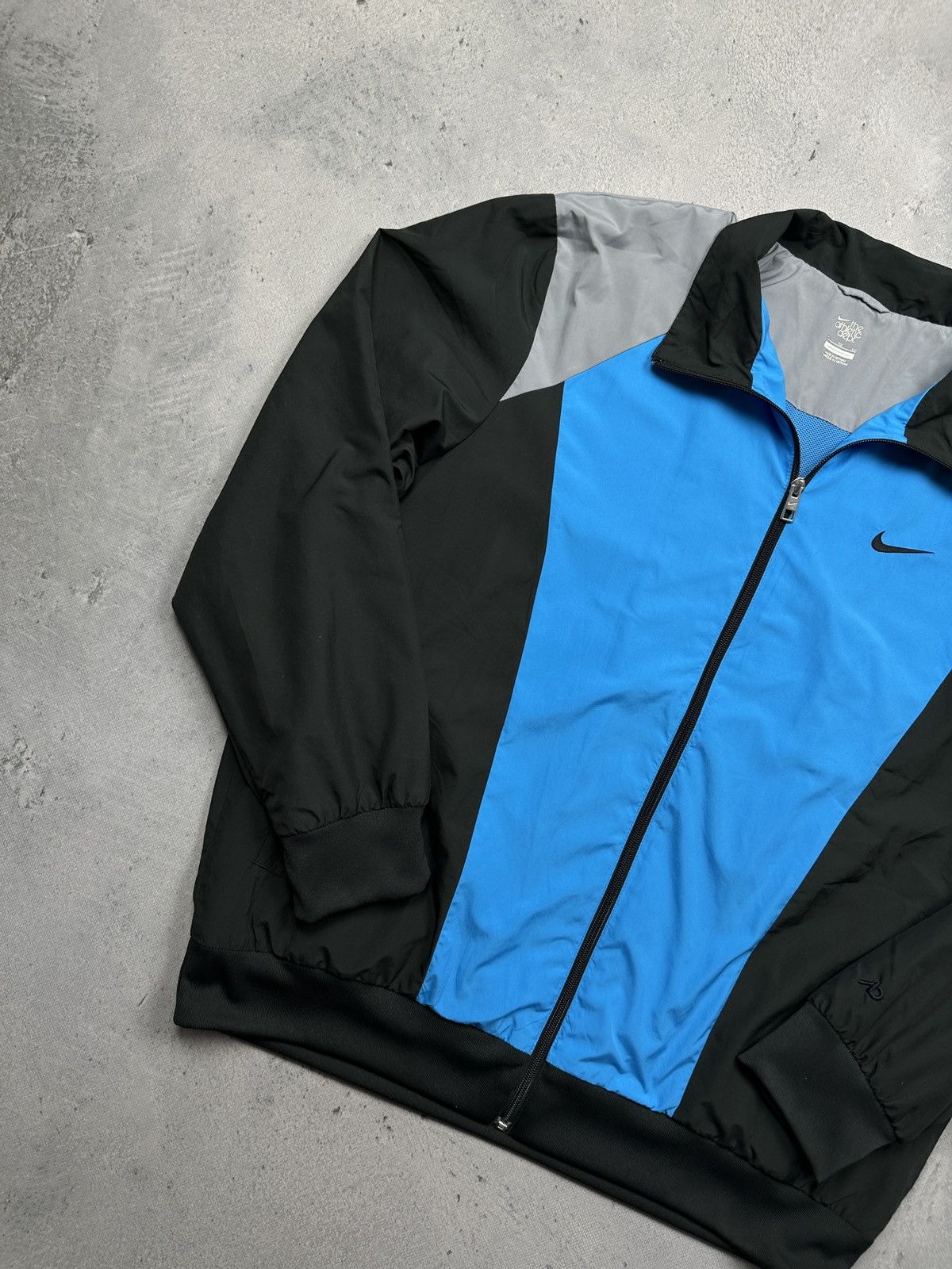 Nike Nike Vintage Zipper Black Jacket swoosh logo y2k 90s Zip-Up Size US XL / EU 56 / 4 - 2 Thumbnail