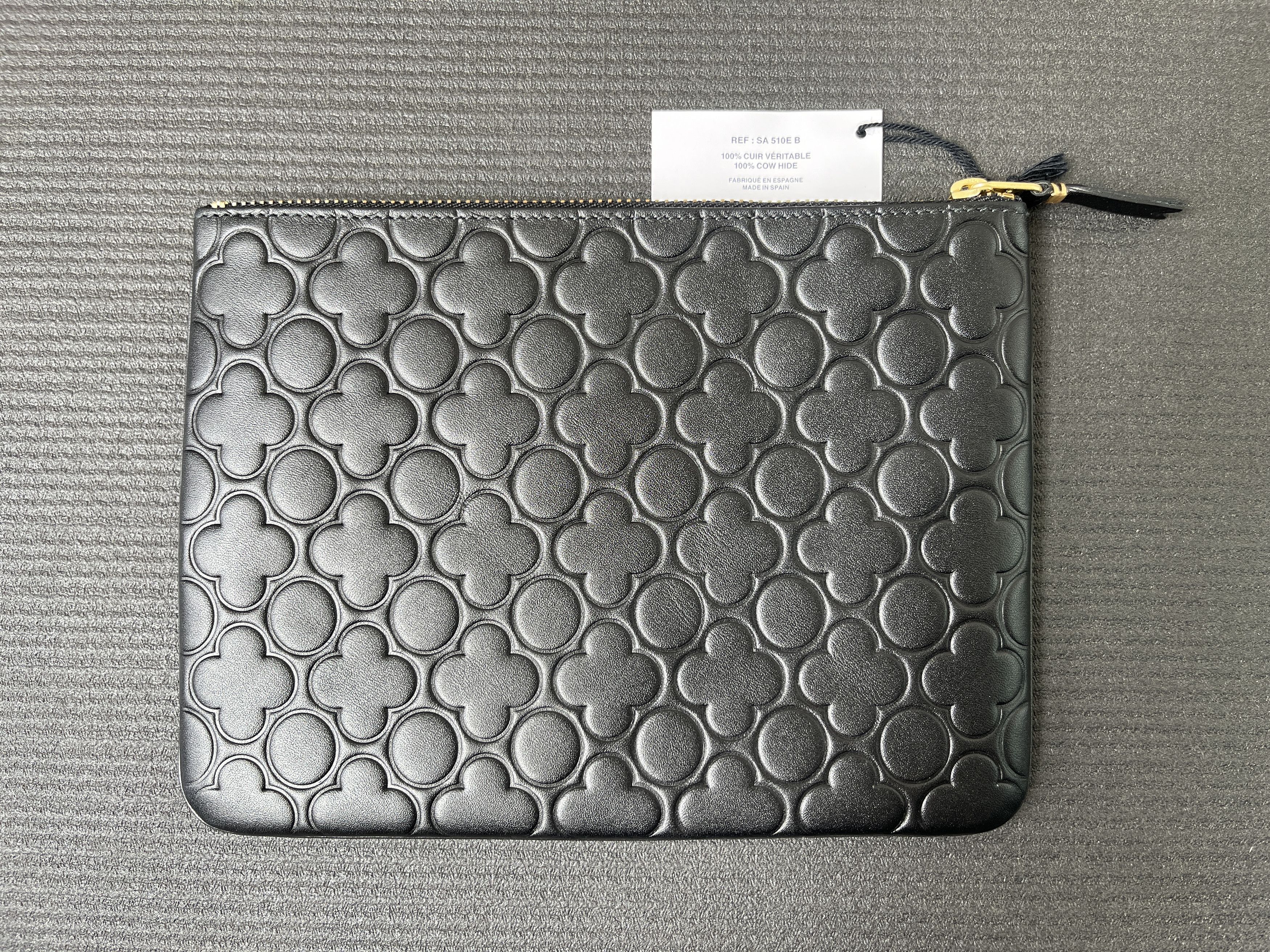 Comme des Garcons Comme des Garcons Embossed B Large Zip Pouch Size ONE SIZE - 3 Thumbnail