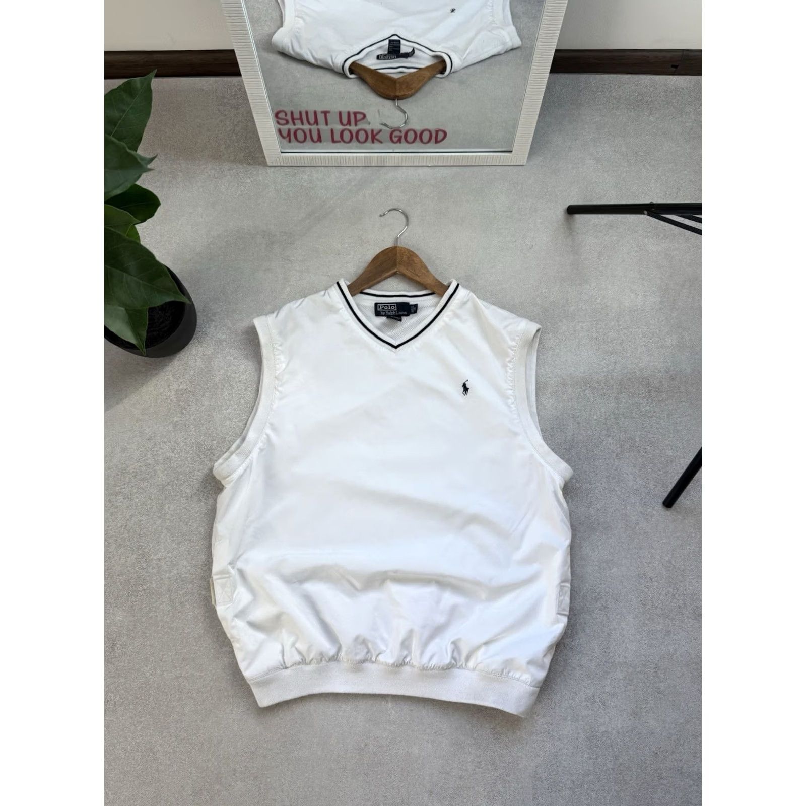 Polo Ralph Lauren VINTAGE Polo Ralph Lauren Vest White Gilets Men’s Tennis Style Sleeveless Size M Polo Ralph Lauren Vest White Men's Tennis Style Sleeveless M Size US M / EU 48-50 / 2 - 2 Thumbnail