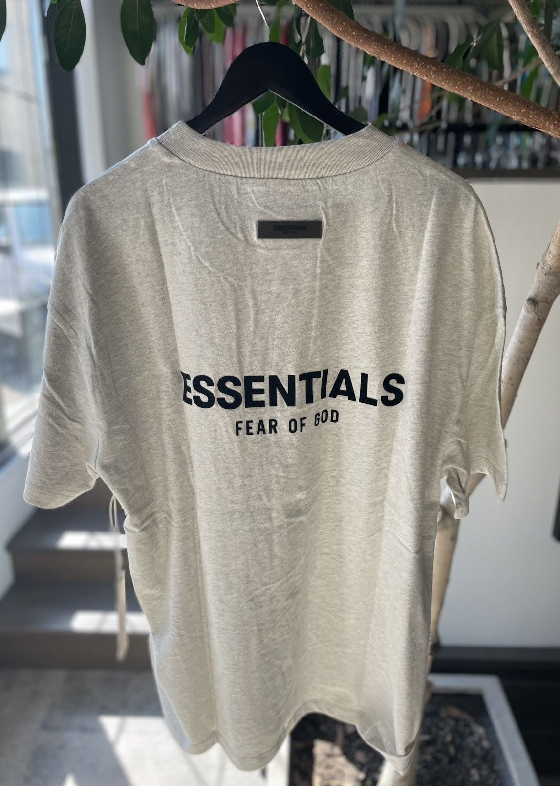 Fear of God Fear of God Essentials 1977 T-Shirt Size US XL / EU 56 / 4 - 2 Thumbnail