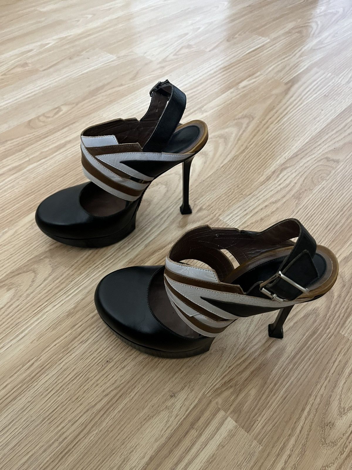 Marni MARNI HEEL Size US 8 / IT 38 - 2 Thumbnail