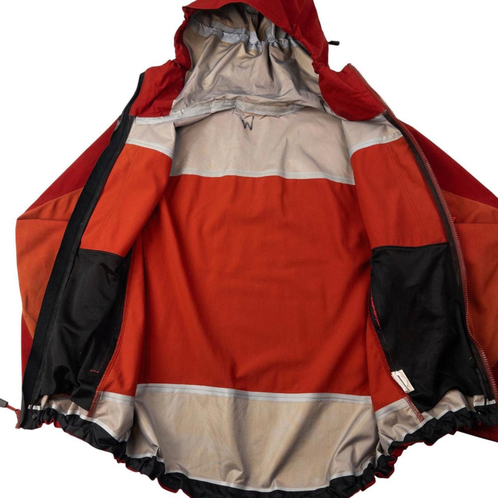 Arc'teryx Vintage Arcteryx Soft Shell Waterproof Jacket Size L Size US L / EU 52-54 / 3 - 5 Thumbnail