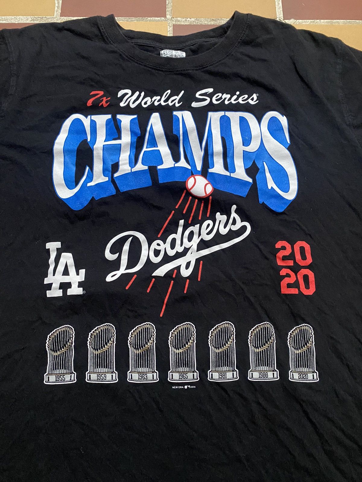 New Era New Era LA Dodgers world series champion shirt vintage Y2K Size US XL / EU 56 / 4 - 2 Thumbnail