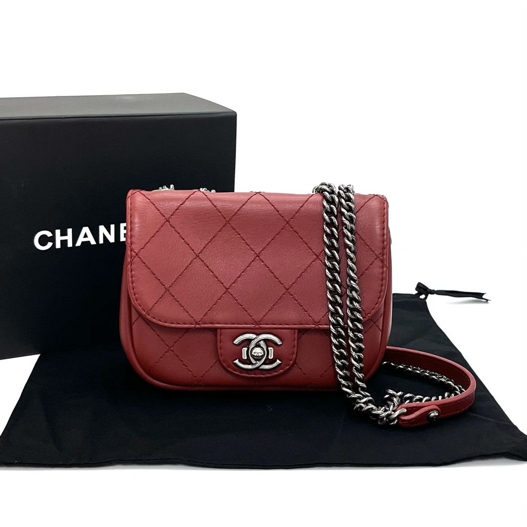 Chanel Pre-loved Bag Very good condition Size ONE SIZE - 1 Thumbnail