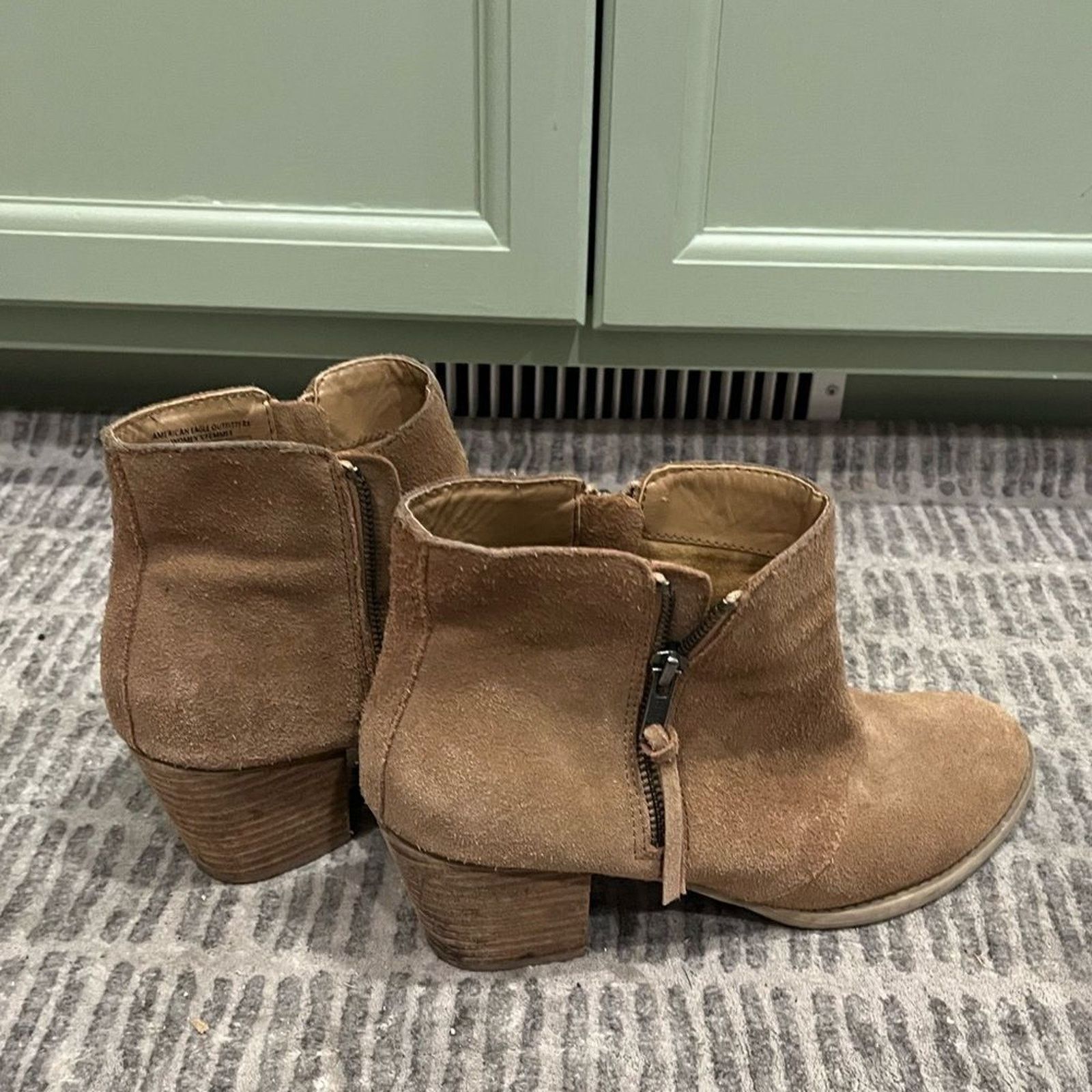 American Eagle Outfitters American Eagle Outfitters Bootie Suede Leather Tan Size 10 Size US 10 / IT 40 - 6 Thumbnail