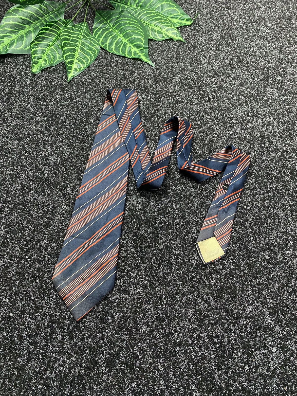 Dior × Vintage Vintage Christian Dior MONSIEUR Made in France 🇫🇷 Size ONE SIZE - 4 Thumbnail