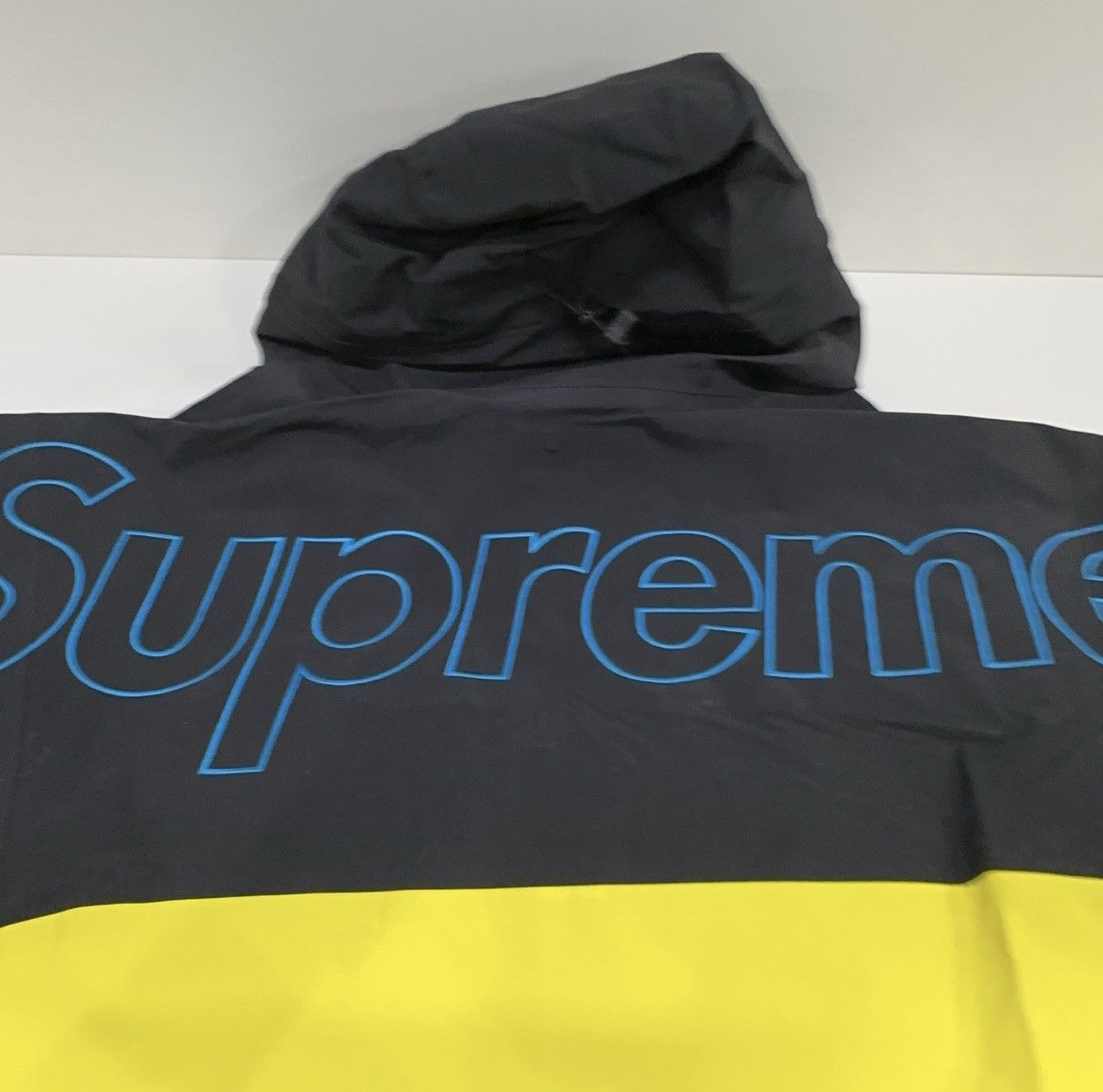 Supreme × The North Face Supreme The North Face Taped Seam Shell Jacket Size US M / EU 48-50 / 2 - 11 Thumbnail