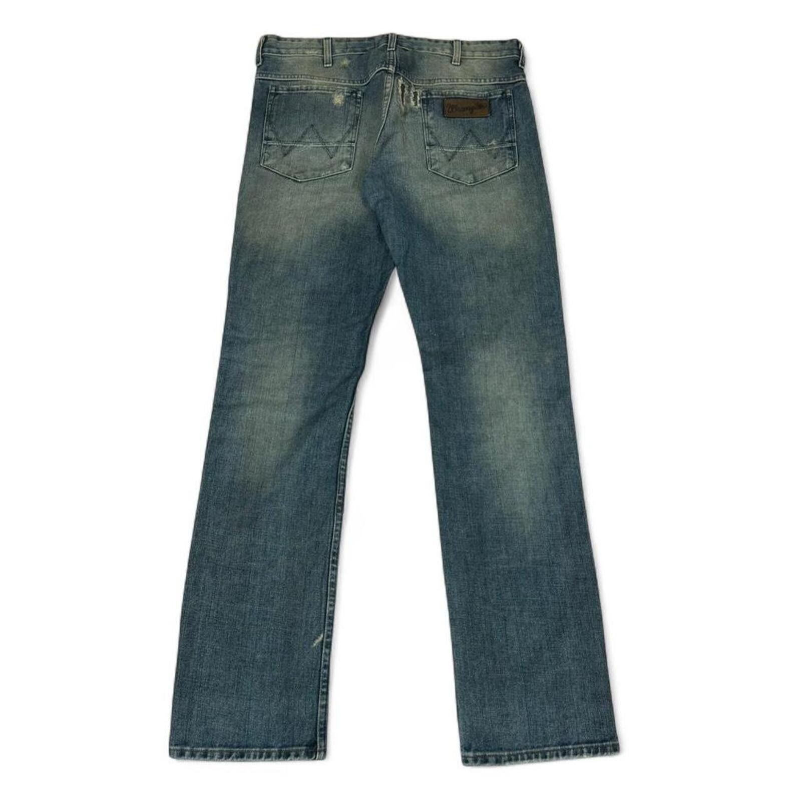 True Religion Vintage Wrangler denim jean with cool distressing and fading Size US 34 / EU 50 - 7 Thumbnail