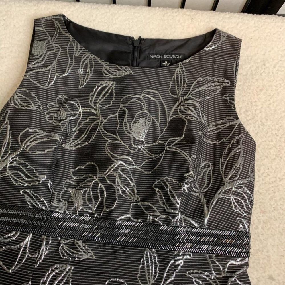 Other Nipon Sheath Flower Sleeveless Dress Silver Grey Small 2 Size ONE SIZE - 7 Thumbnail