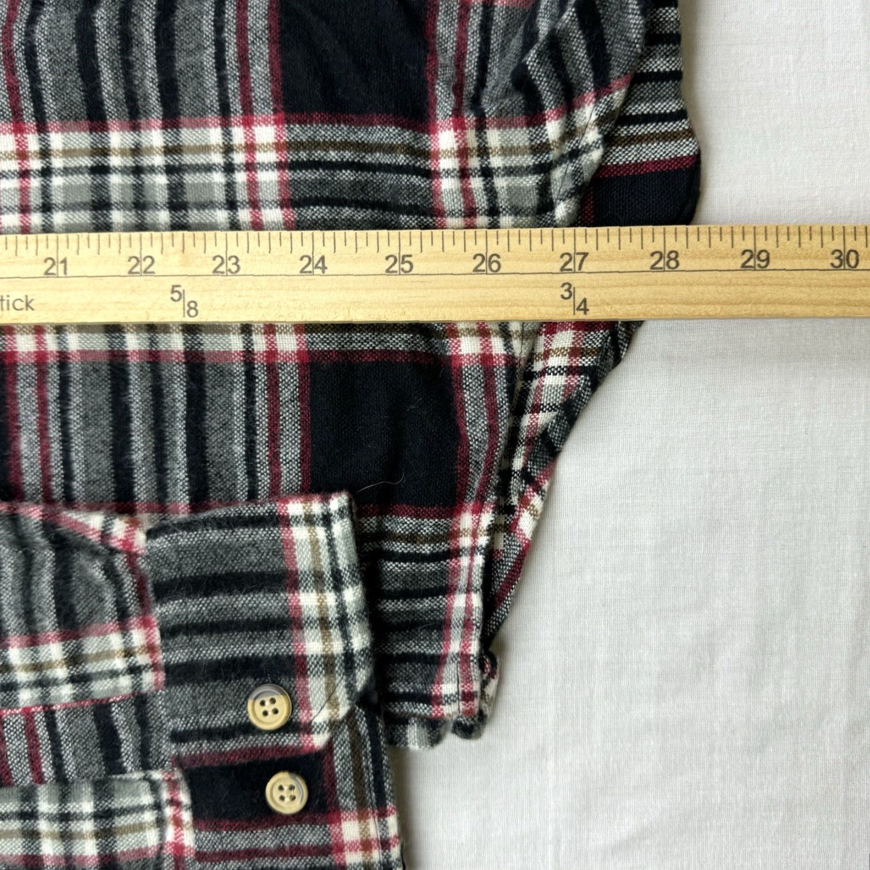 Vintage VINTAGE Fieldmaster Shirt Button-Up Adult Large Black Plaid Flannel 90s Outdoor Workwear Mens Shirt Size US L / EU 52-54 / 3 - 6 Thumbnail