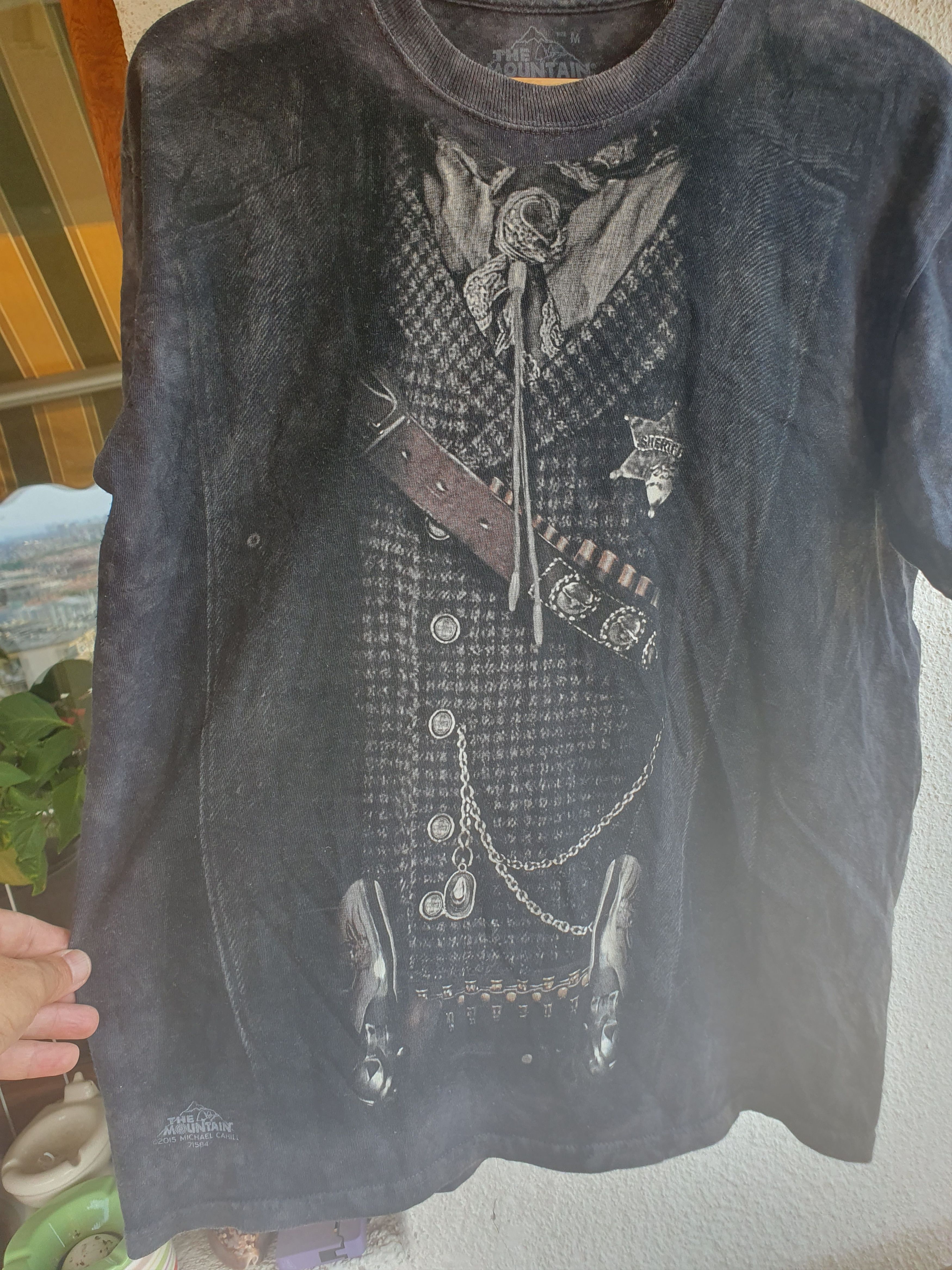 The Mountain The Mountain Sheriff Gunslinger 2015 Michael Cahill tee M Size US M / EU 48-50 / 2 - 5 Thumbnail