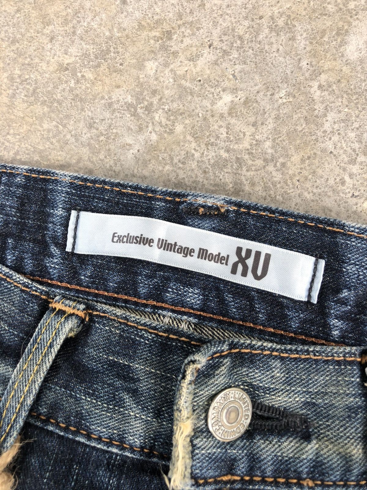 Le Grande Bleu (L.G.B.) Edwin XV Flared Jeans Bootcut Distressed Jeans Size US 31 - 18 Thumbnail