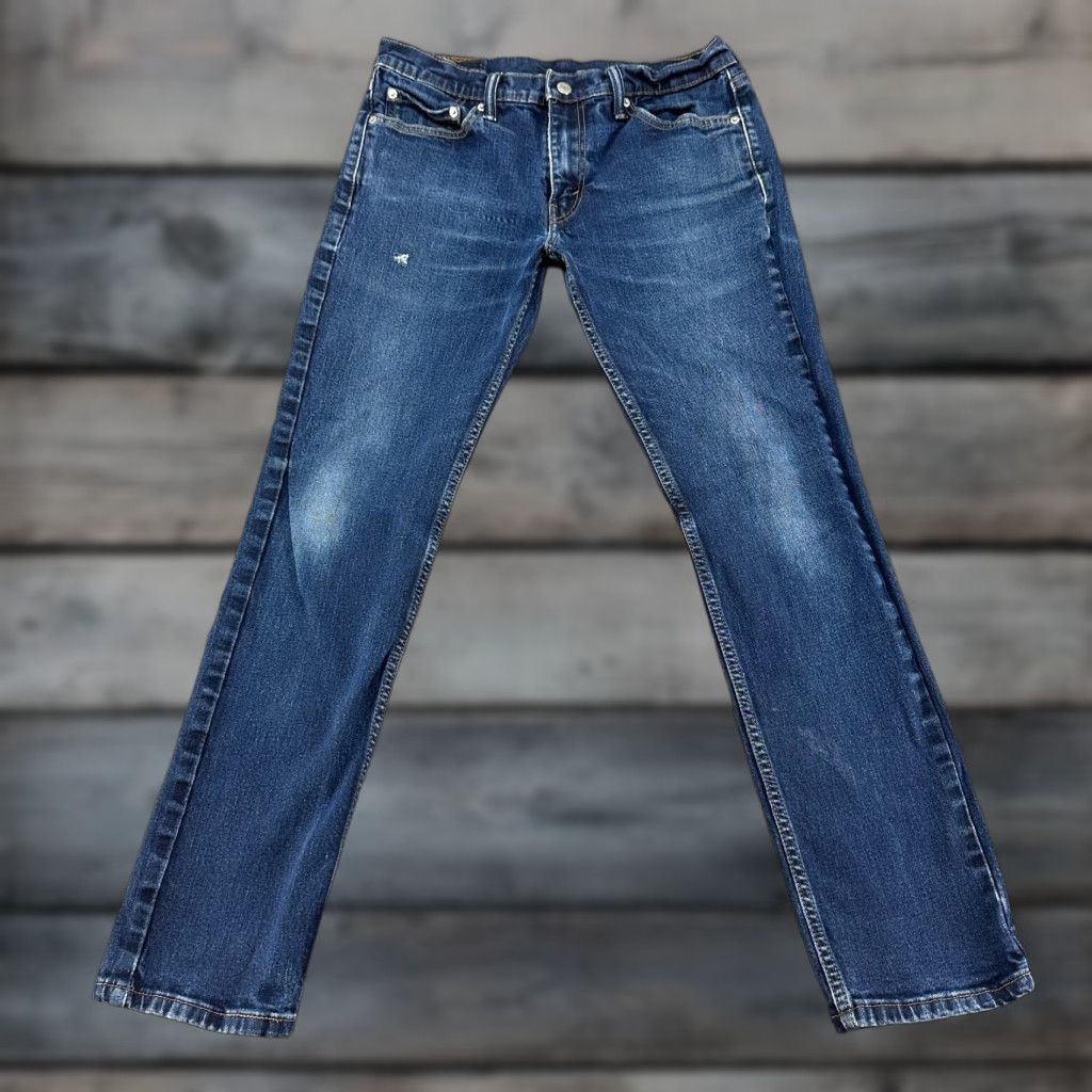 Levi's Levi's 511 Jeans Mens 32x32 Blue Skinny Fit Dark Wash Stretch Denim Regular Inseam 32 Mens Jeans Size US 32 / EU 48 - 1 Thumbnail