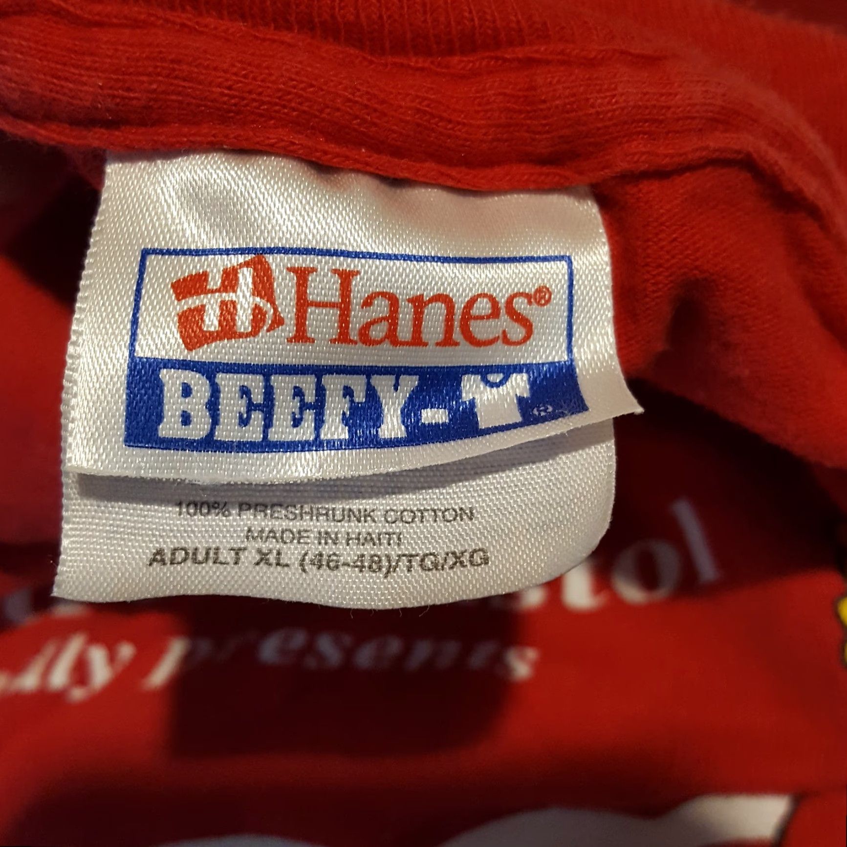 Hanes VINTAGE Hanes T-Shirt Adult XL Red Cartoon Theatre 90s Y2K Annie The Musical Bristol TN Men's Size XL Shirt Size US XL / EU 56 / 4 - 6 Thumbnail