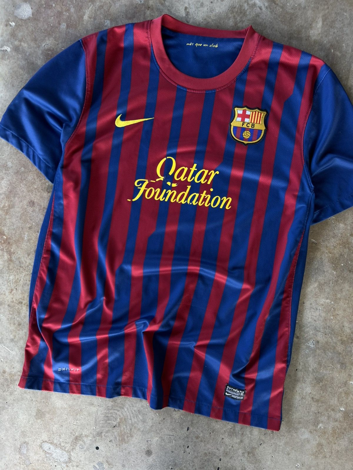 Nike Vintage Nike Barcelona FC Soccer Jersey Kit Size US L / EU 52-54 / 3 - 1 Thumbnail