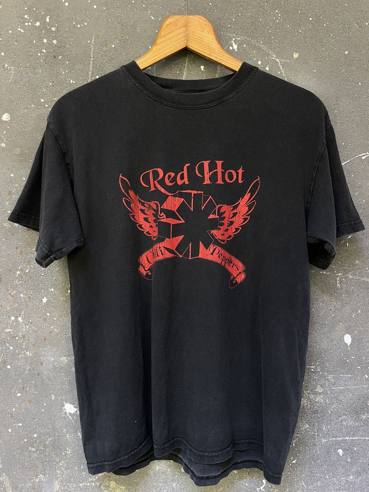Band Tees Vintage 2004 RHCP Red Hot Chili Pepper T-Shirt RARE Size US M / EU 48-50 / 2 - 3 Thumbnail