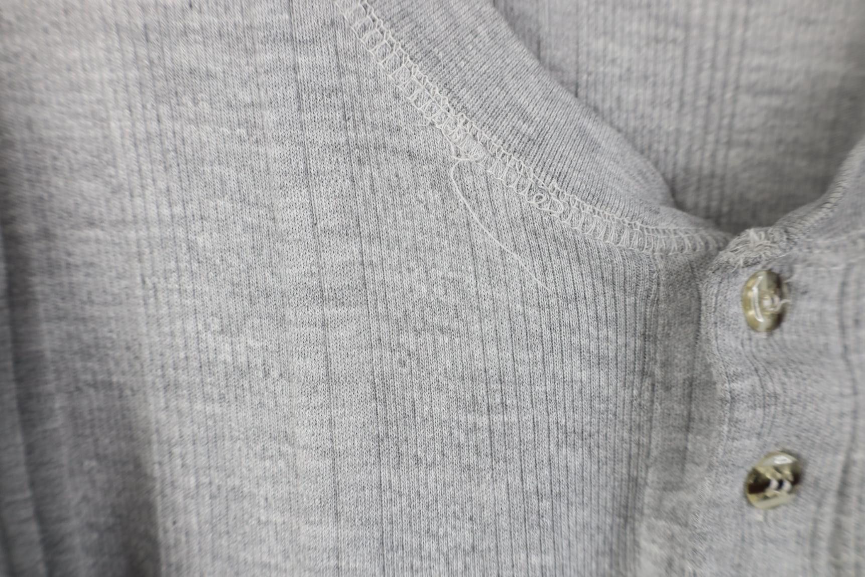 Vintage Vintage 90s Streetwear Ribbed Knit Henley T-Shirt Gray Size US M / EU 48-50 / 2 - 9 Thumbnail