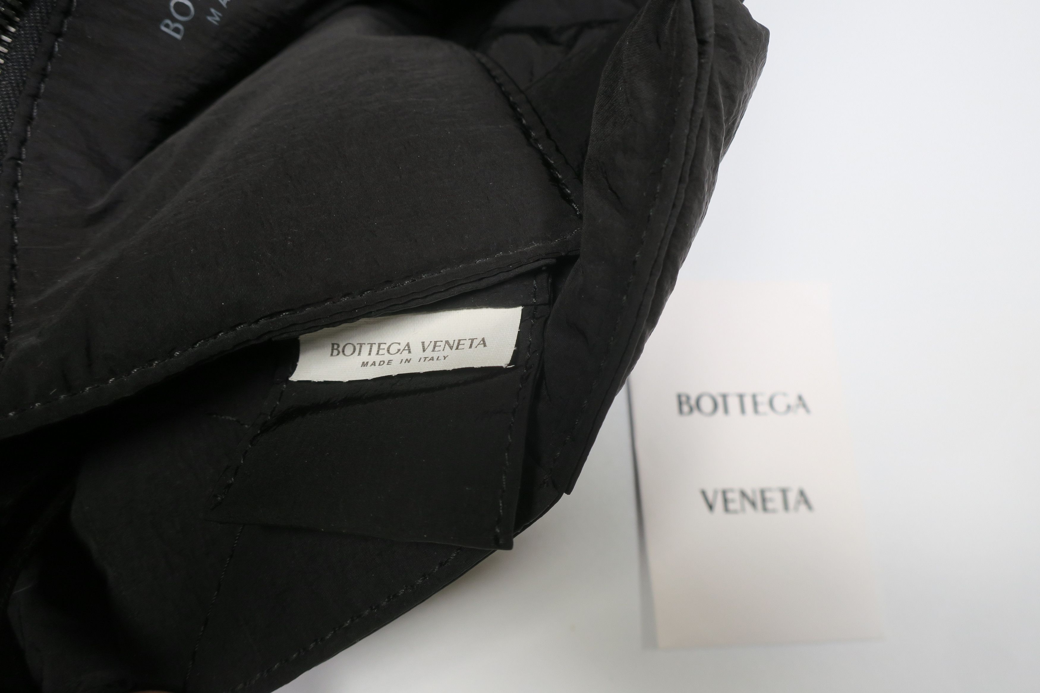 Bottega Veneta Bottega Veneta 'Small' Tech Cassette Cross Body Bag. Size ONE SIZE - 6 Thumbnail