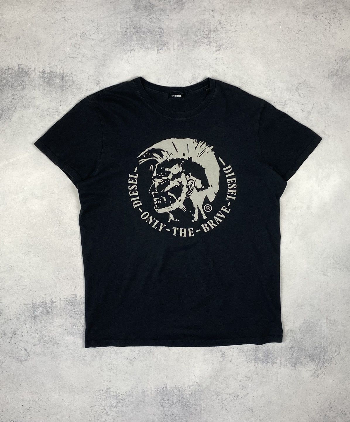 Designer Diesel Punk Opium Big Logo Y2k T shirt Tee Size US XL / EU 56 / 4 - 2 Thumbnail