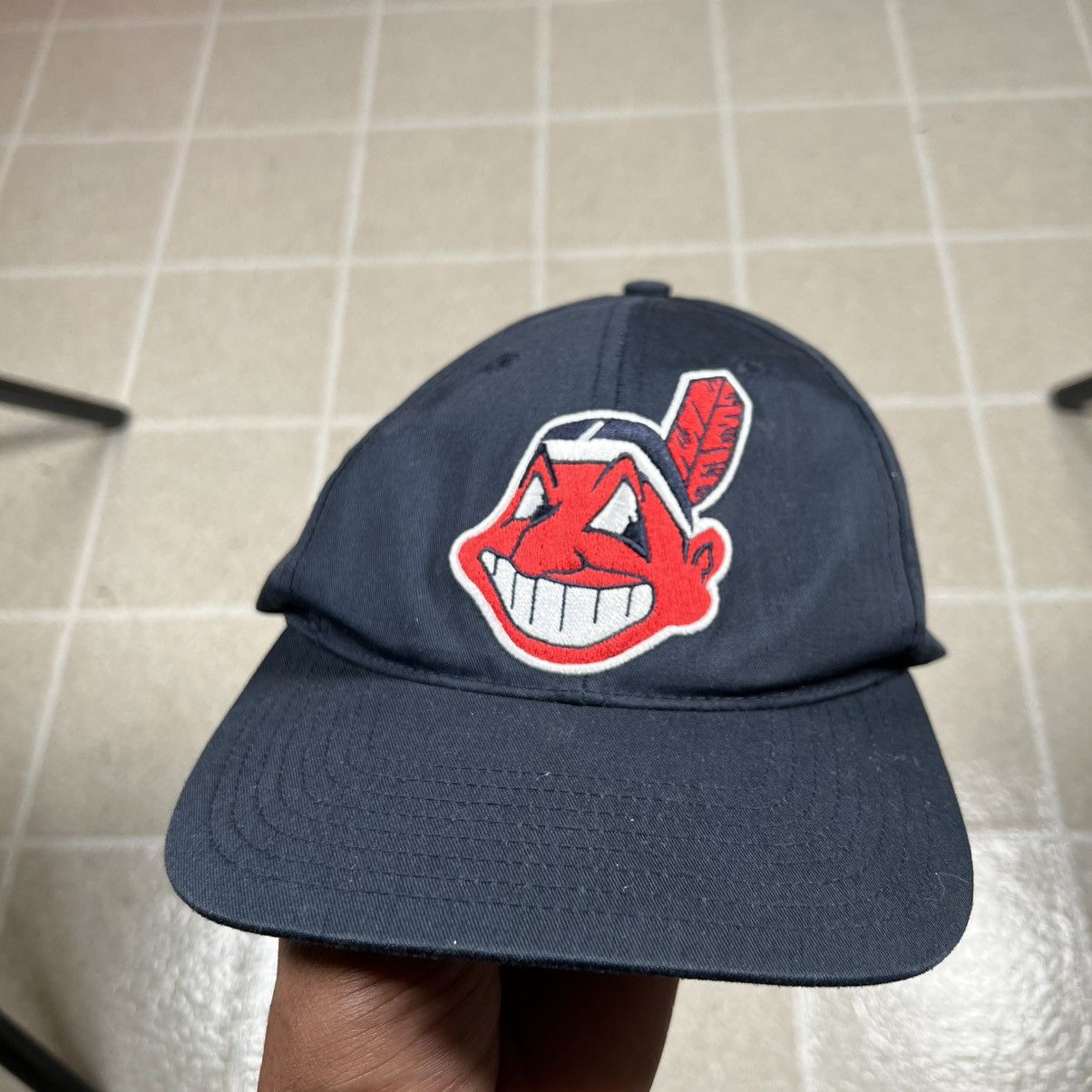 Vintage Cleveland Indians MLB Snapback Baseball Cap Navy Vintage Size ONE SIZE - 1 Thumbnail