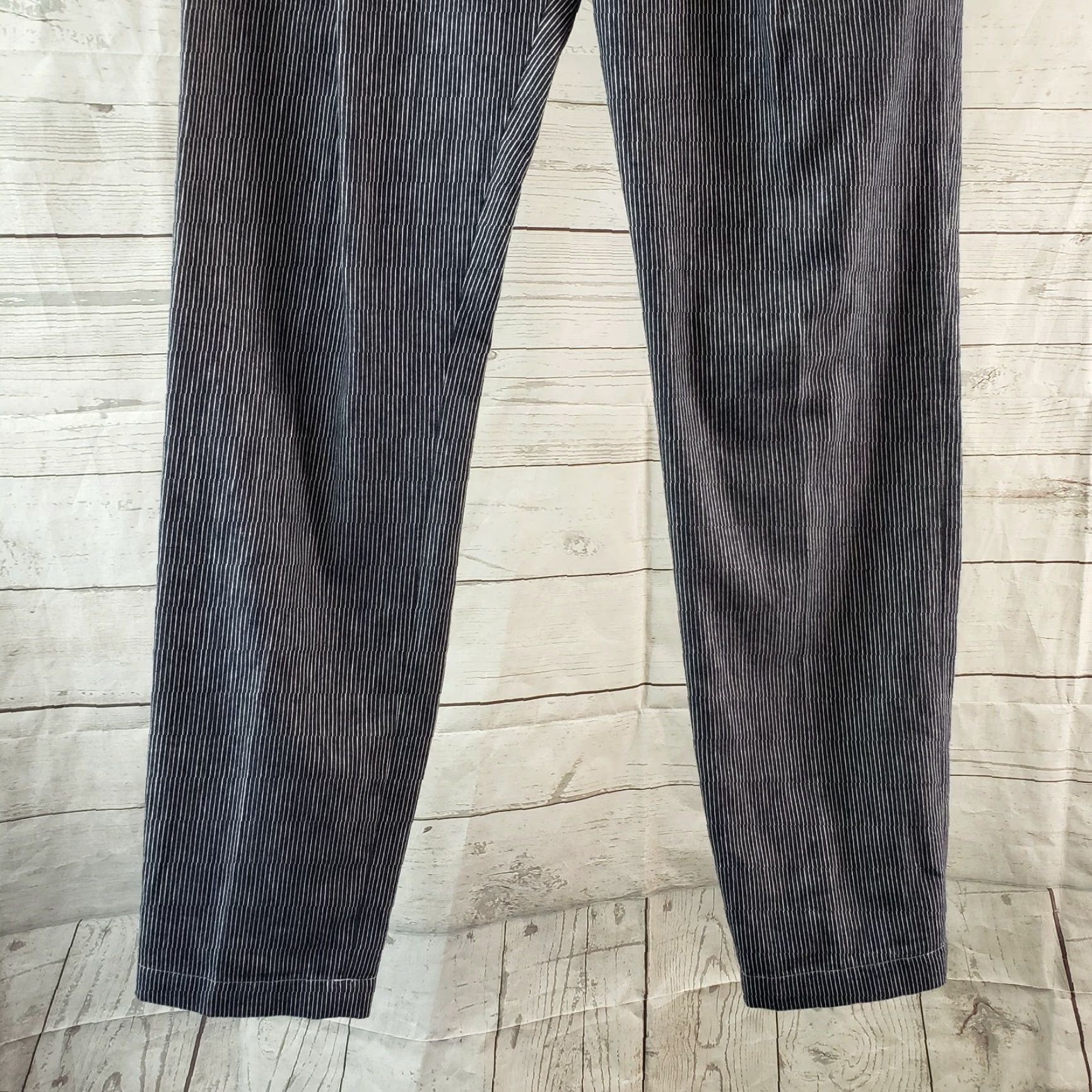 Vince Vince Womens Pants Sz 6 Blue White Striped Pleated Front Mid Rose Cotton Pants Mens? Size 28" / US 6 / IT 42 - 6 Thumbnail