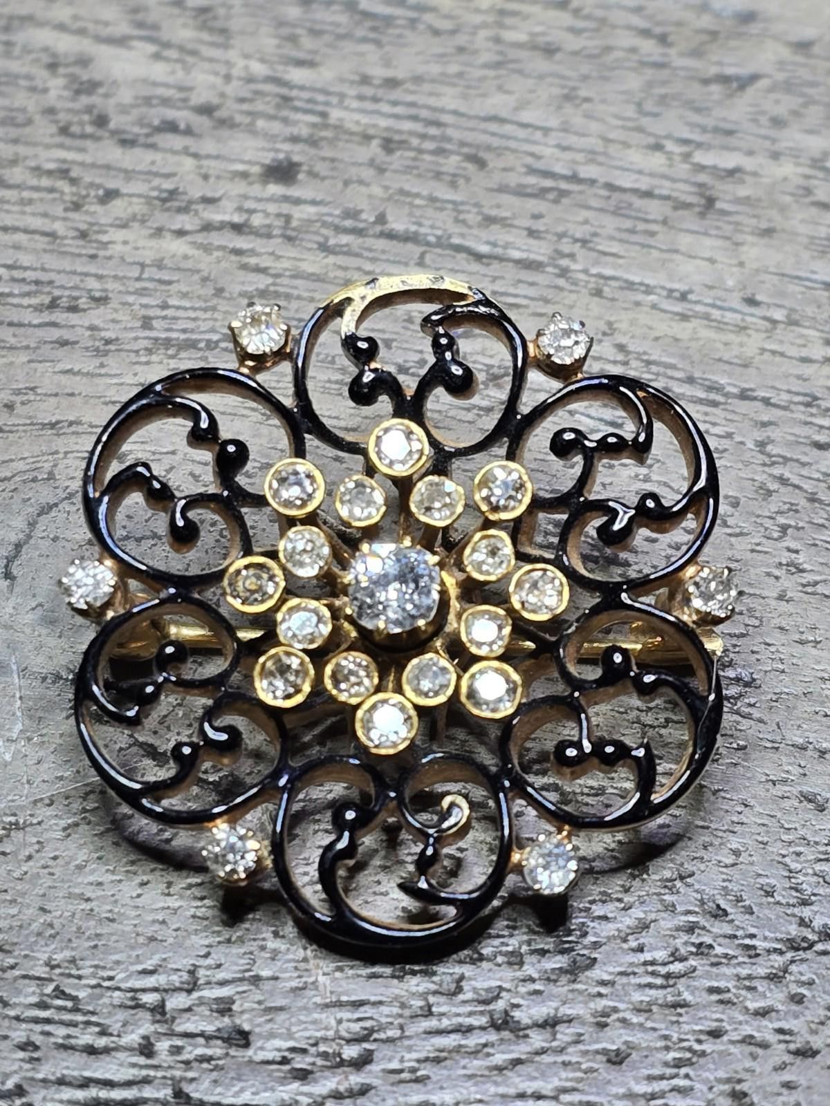 Other Antique 14K Gold Diamond Black Enamel Filigree Brooch 1ct Size ONE SIZE - 1 Thumbnail