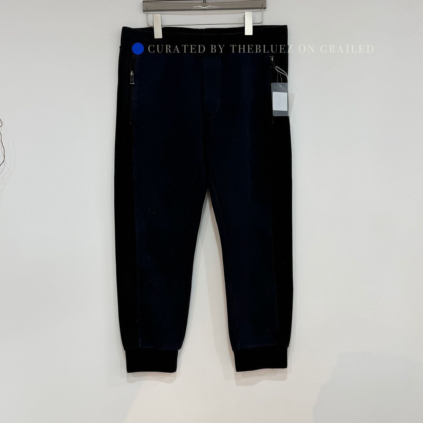 Prada Stylish Black Sweatpants with Logo Patch Size US 36 / EU 52 - 1 Thumbnail