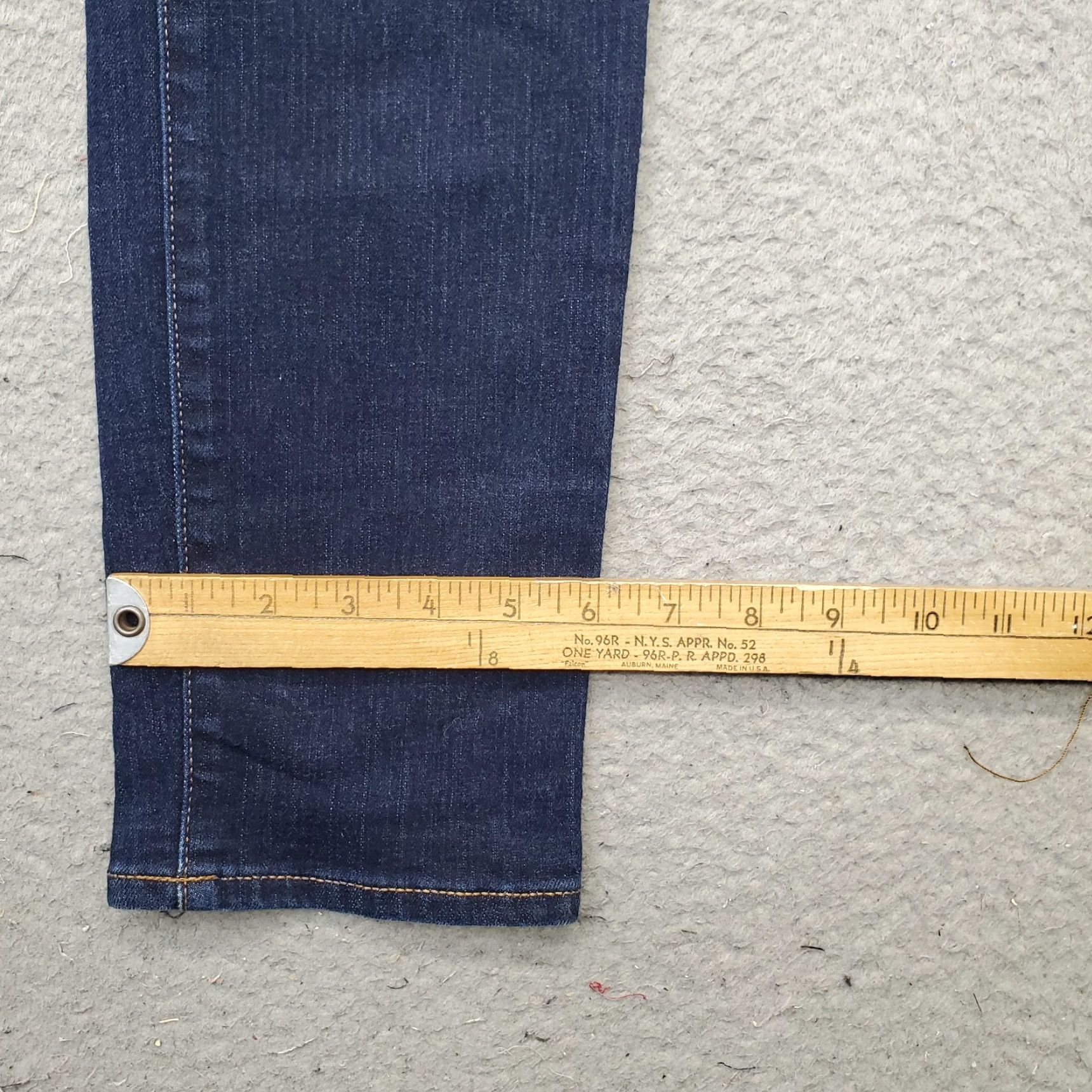Old Navy Old Navy Jeans Womens 8P Petite Blue Denim Mid-Rise Skinny Leg Shirt? Size 30" / US 8 / IT 44 - 5 Thumbnail