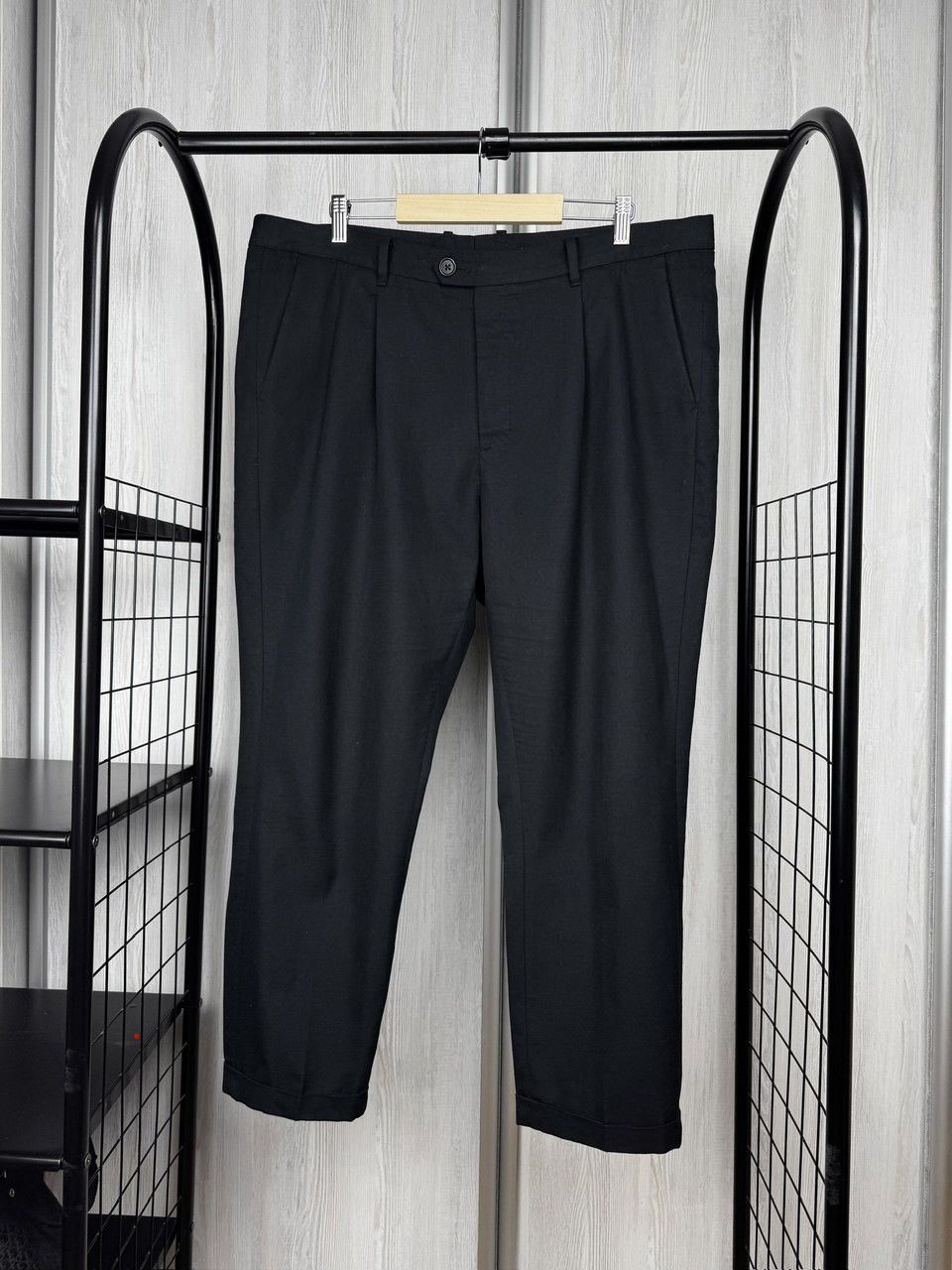 Allsaints AllSaints Cropped Trousers Black Tallis Pleated Cotton Wool Size US 40 / EU 56 - 1 Thumbnail