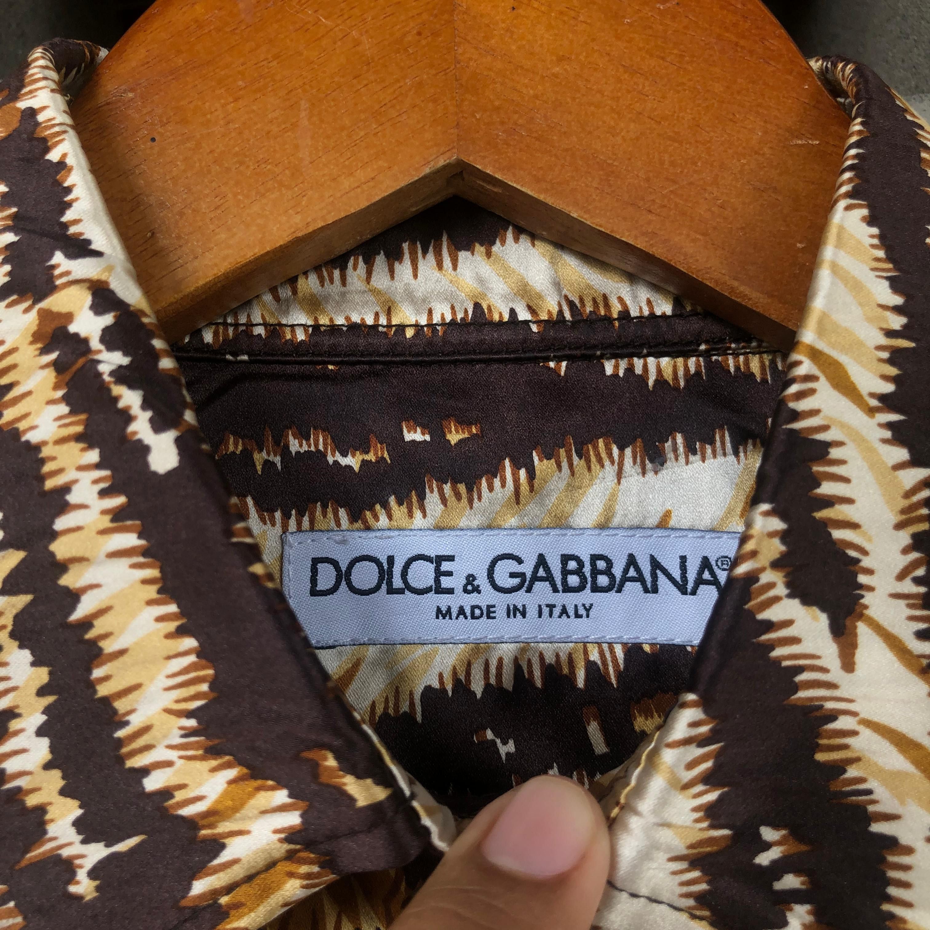 Dolce & Gabbana Dolce & Gabbana Tiger Stripe Silk shirt Size US M / EU 48-50 / 2 - 5 Thumbnail