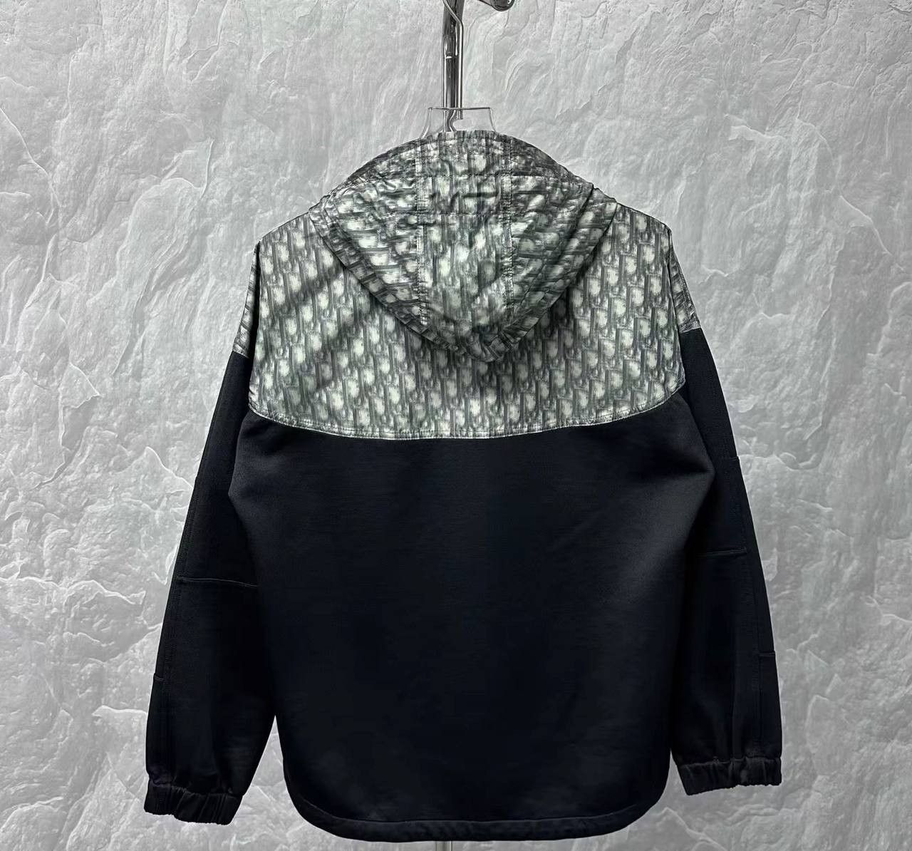 Dior Dior-Stussy with an embroidered bee logo Size US M / EU 48-50 / 2 - 2 Thumbnail