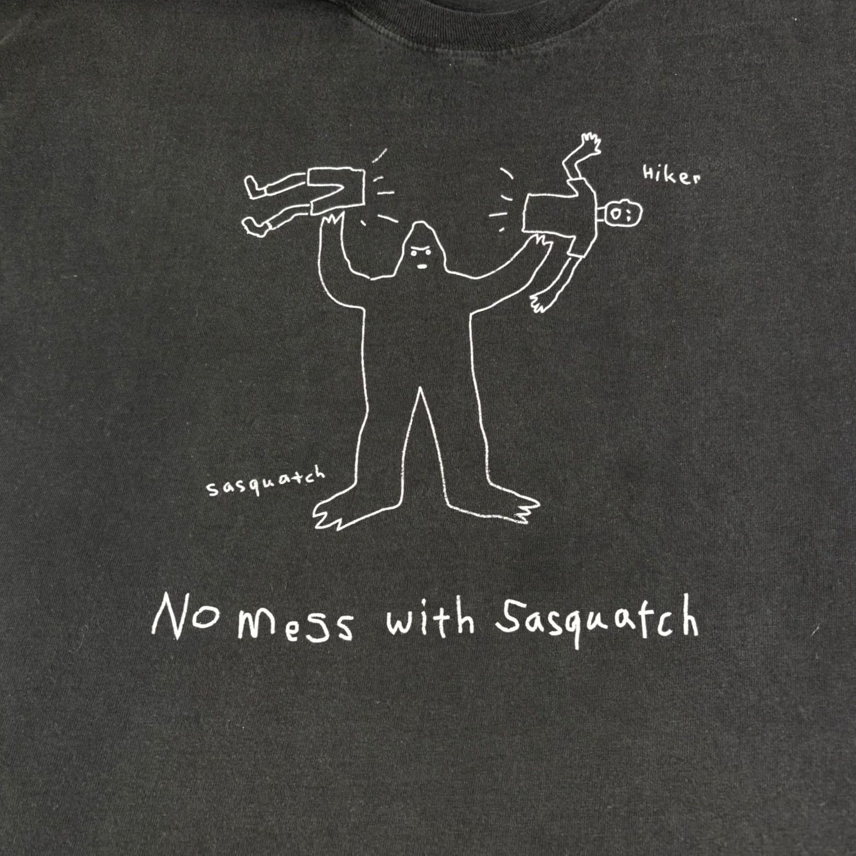Vintage Jack Links Beef Jerky No Mess with Sasquatch Black Graphic T-Shirt Mens XL Size US XL / EU 56 / 4 - 5 Thumbnail
