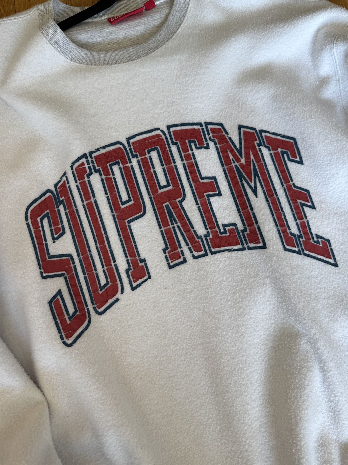 Supreme Supreme Plaid Arc Logo Crewneck Ash Grey XL Size US XL / EU 56 / 4 - 2 Thumbnail