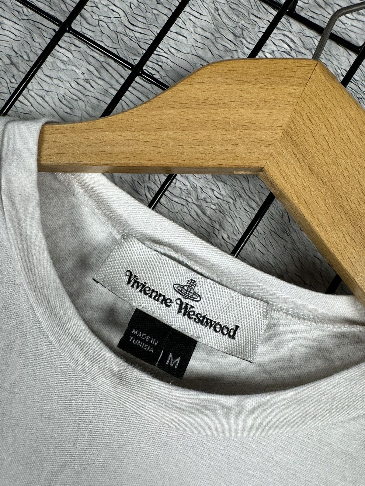 Vintage × Vivienne Westwood Vintage Vivienne Westwood Logos White Tee Oldmoney S size Size US S / EU 44-46 / 1 - 7 Thumbnail