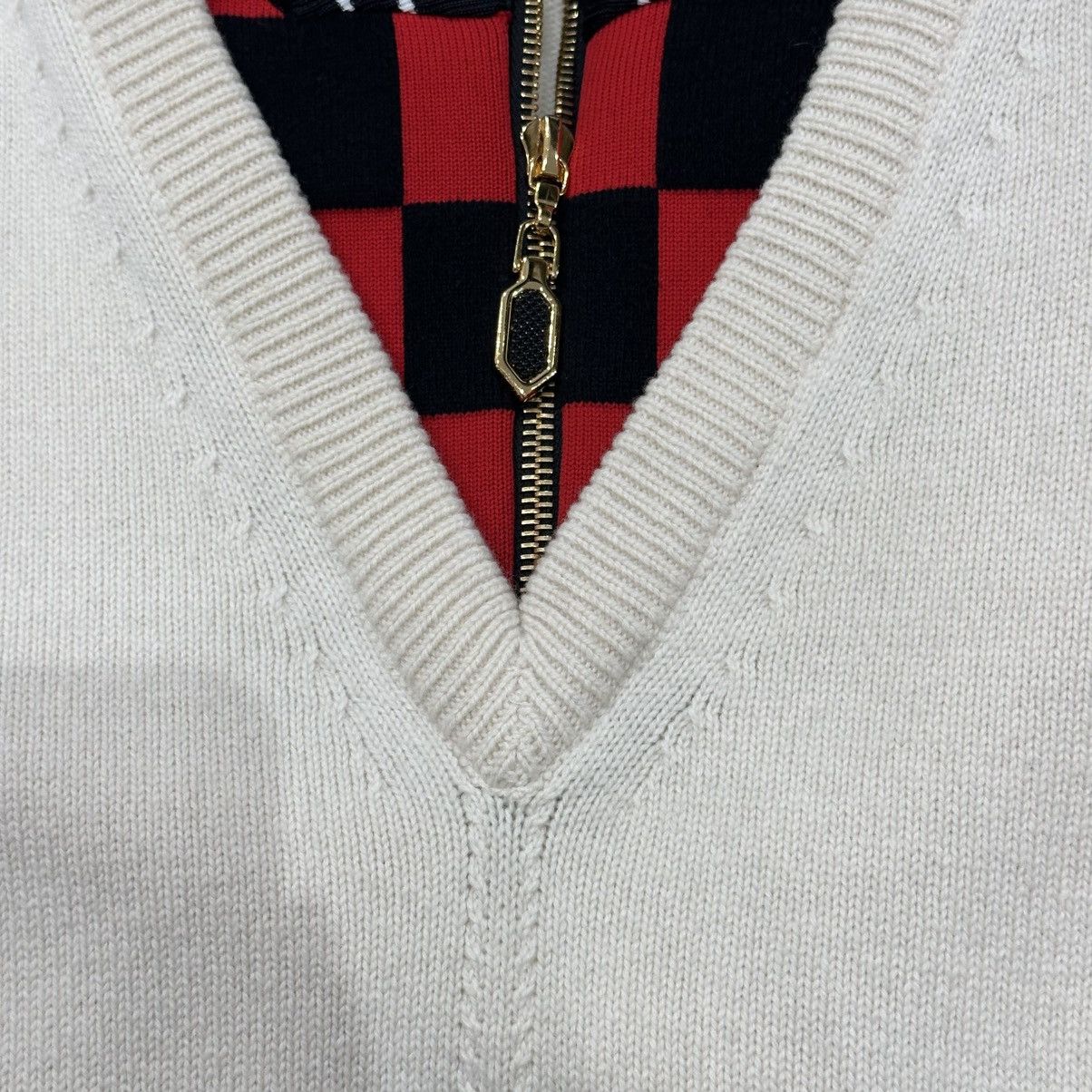 Louis Vuitton LOUIS VUITTON CASHMERE KNIT HALF ZIP SWEATER SIZE M UNISEX Size M / US 6-8 / IT 42-44 - 4 Thumbnail