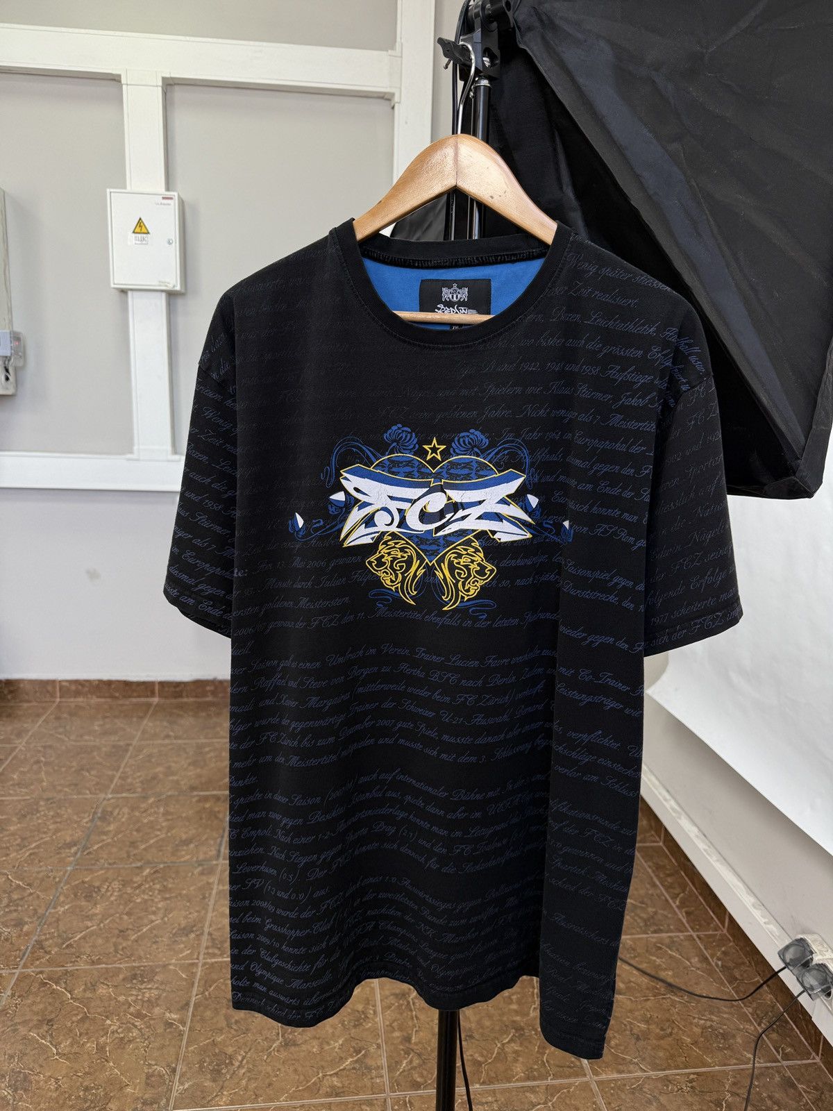 Nike 🇨🇭 FCZ Zurich Art Switzerland Suisse Swiss Soccer Fan T-Shirt Size US XXL / EU 58 / 5 - 1 Thumbnail